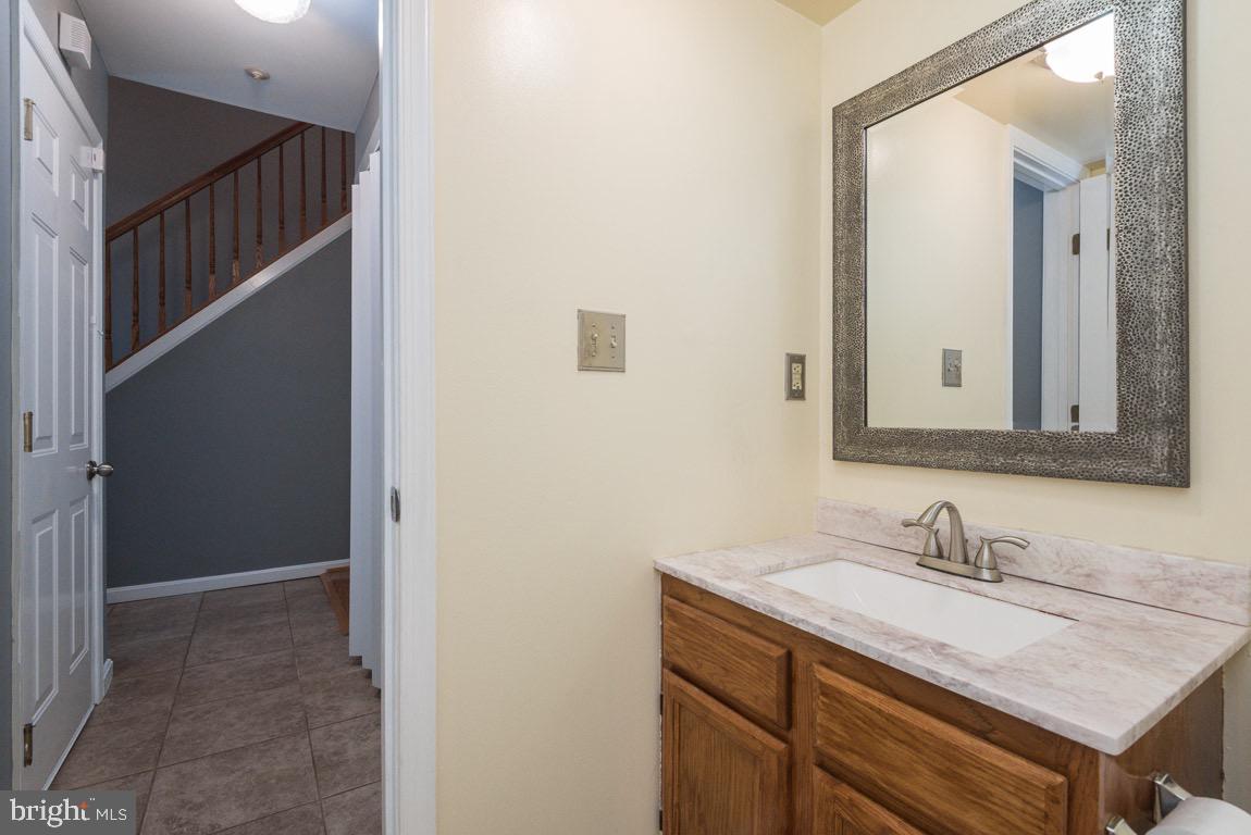 KINGS COUNCIL - Residential Lease