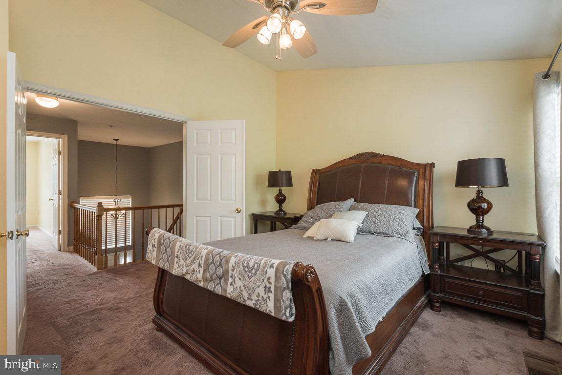 KINGS COUNCIL - Residential Lease