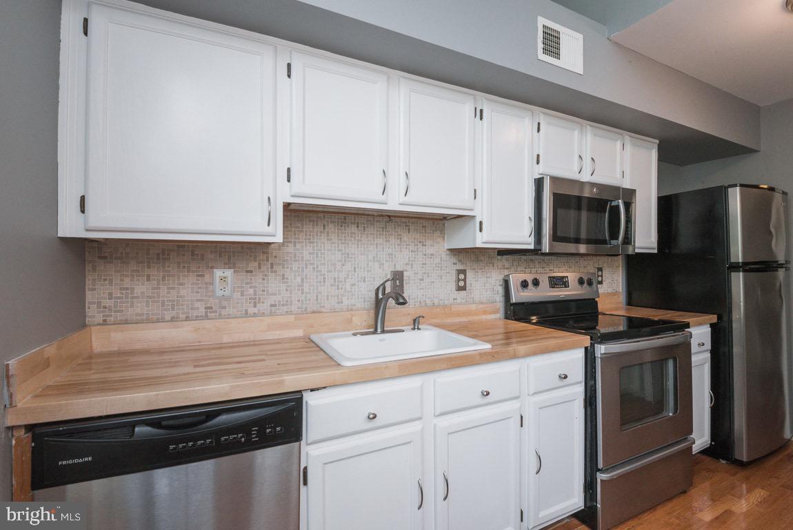 KINGS COUNCIL - Residential Lease