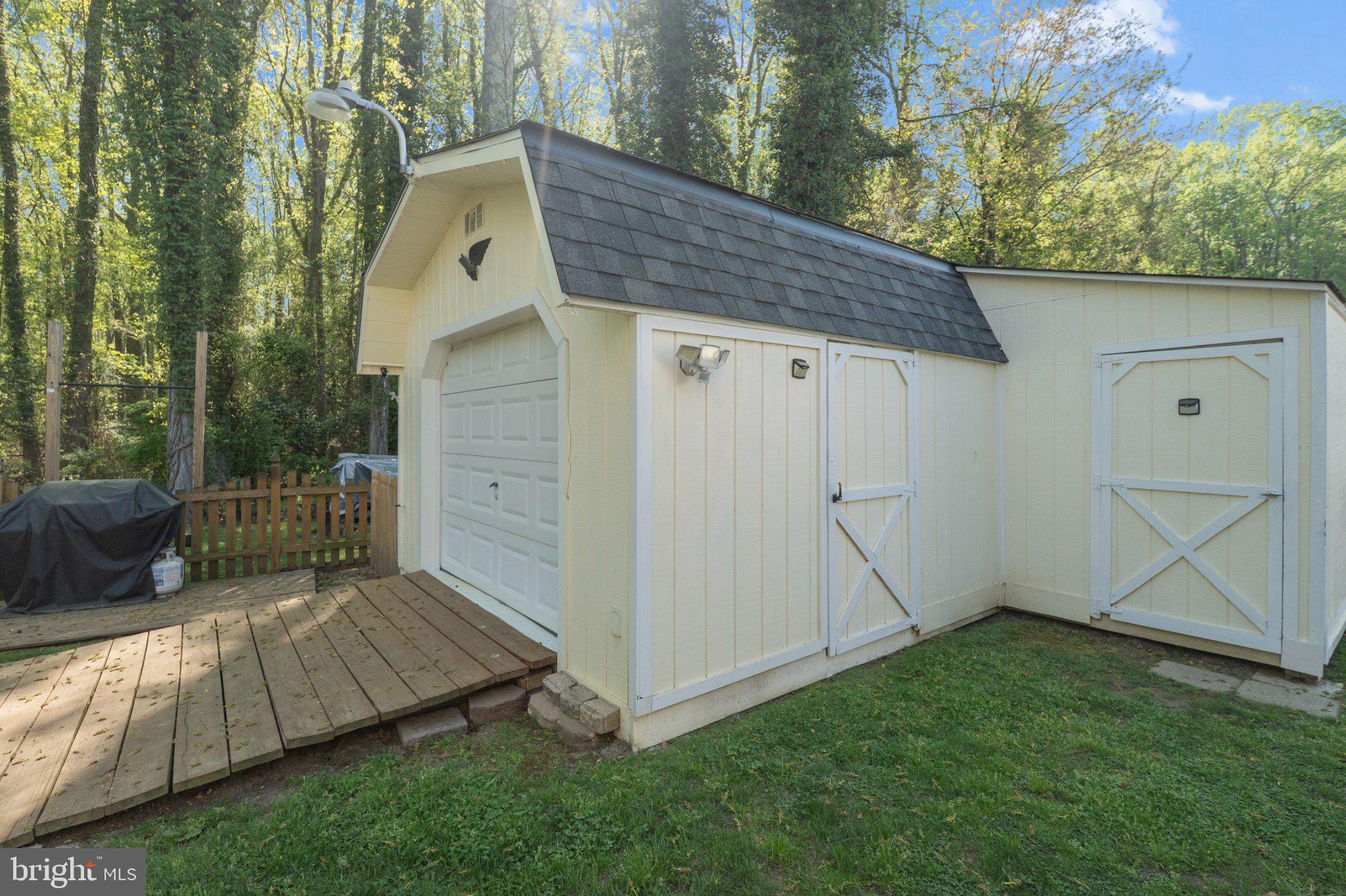 SHOREHAM BEACH - Residential