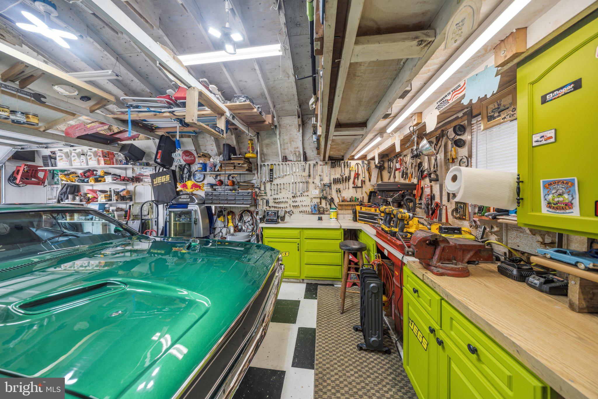 SHOREHAM BEACH - Residential