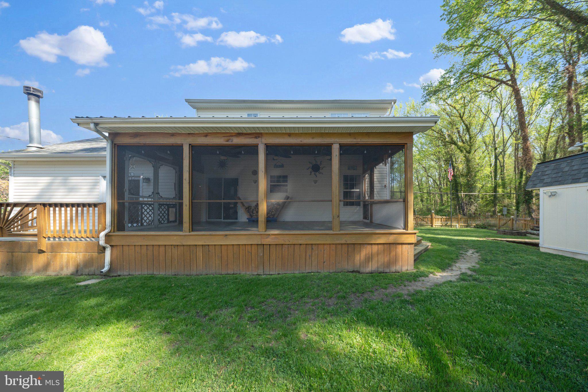 SHOREHAM BEACH - Residential