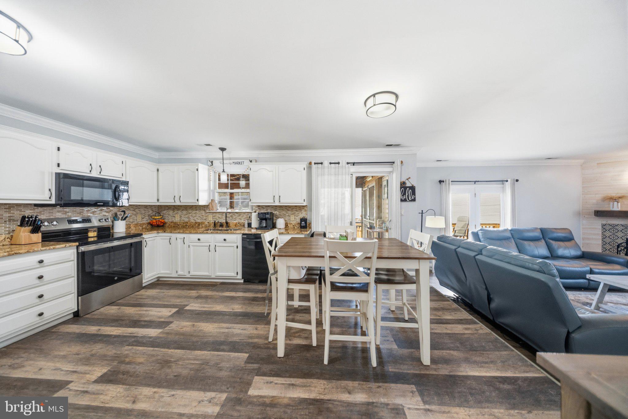 SHOREHAM BEACH - Residential