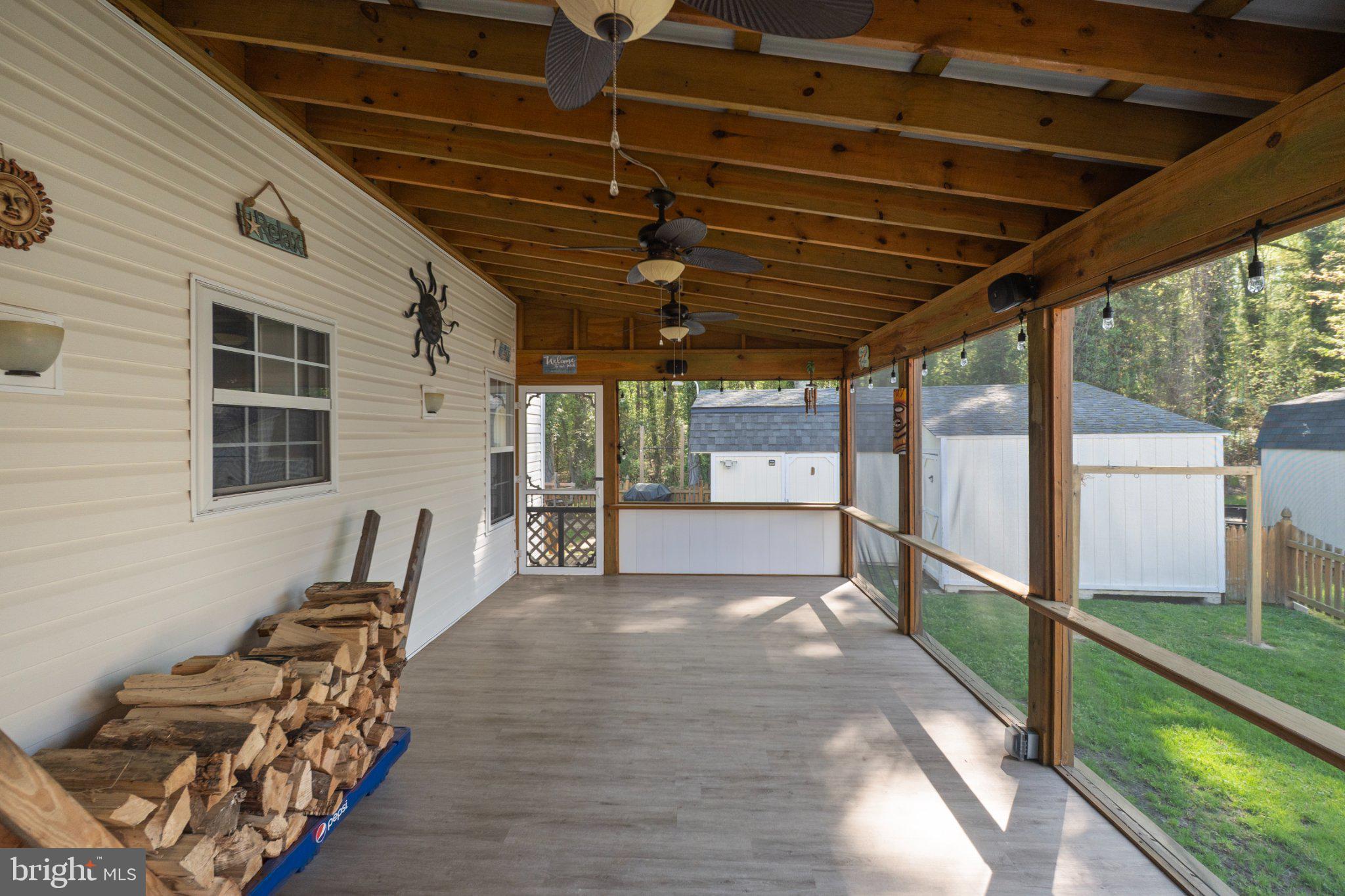 SHOREHAM BEACH - Residential