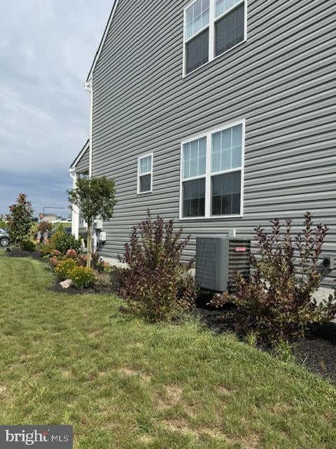 125 SUNGLO DRIVE