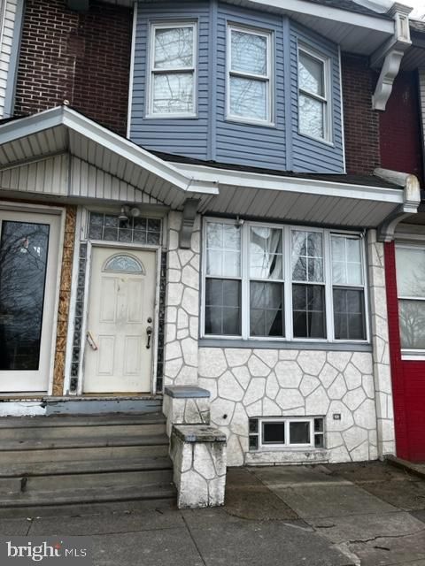 Townhouse For Sale - 4249 N 9th Street<br/> PHILADELPHIA, PA 19140