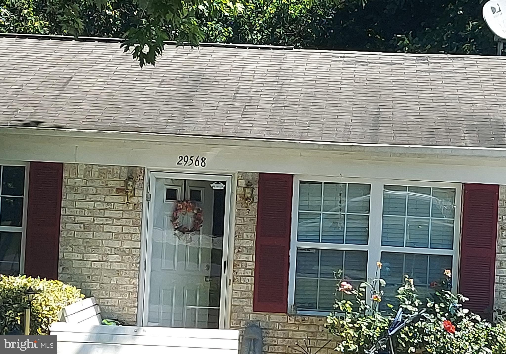 LAUREL RIDGE - Residential