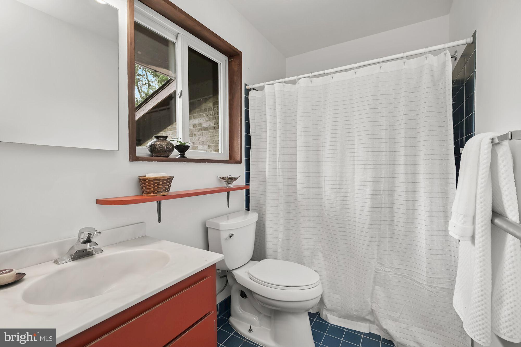 RIVER OAKS FARM - Residential