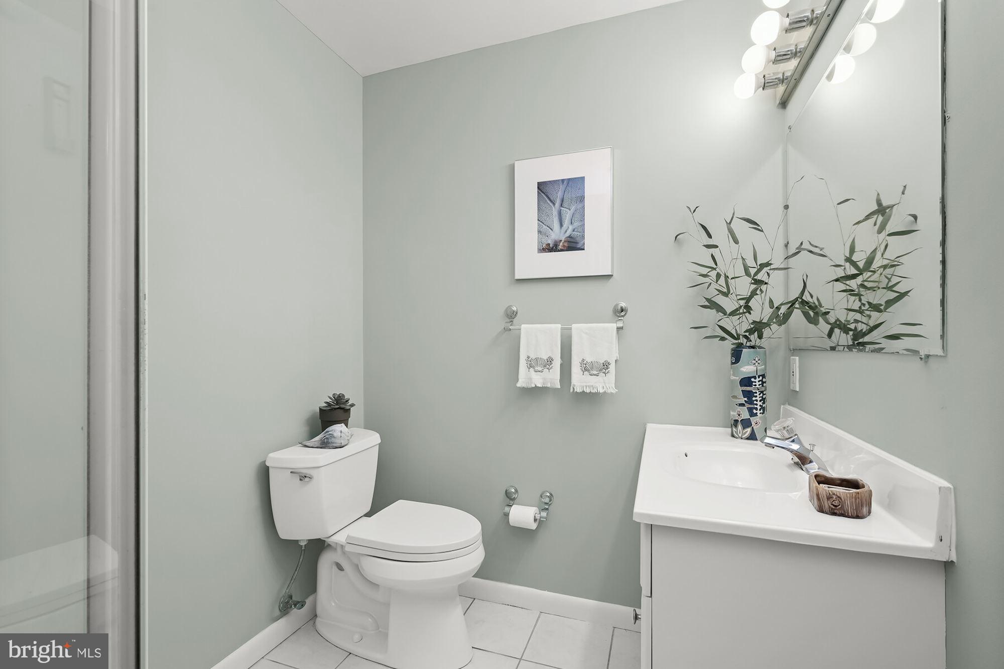 RIVER OAKS FARM - Residential