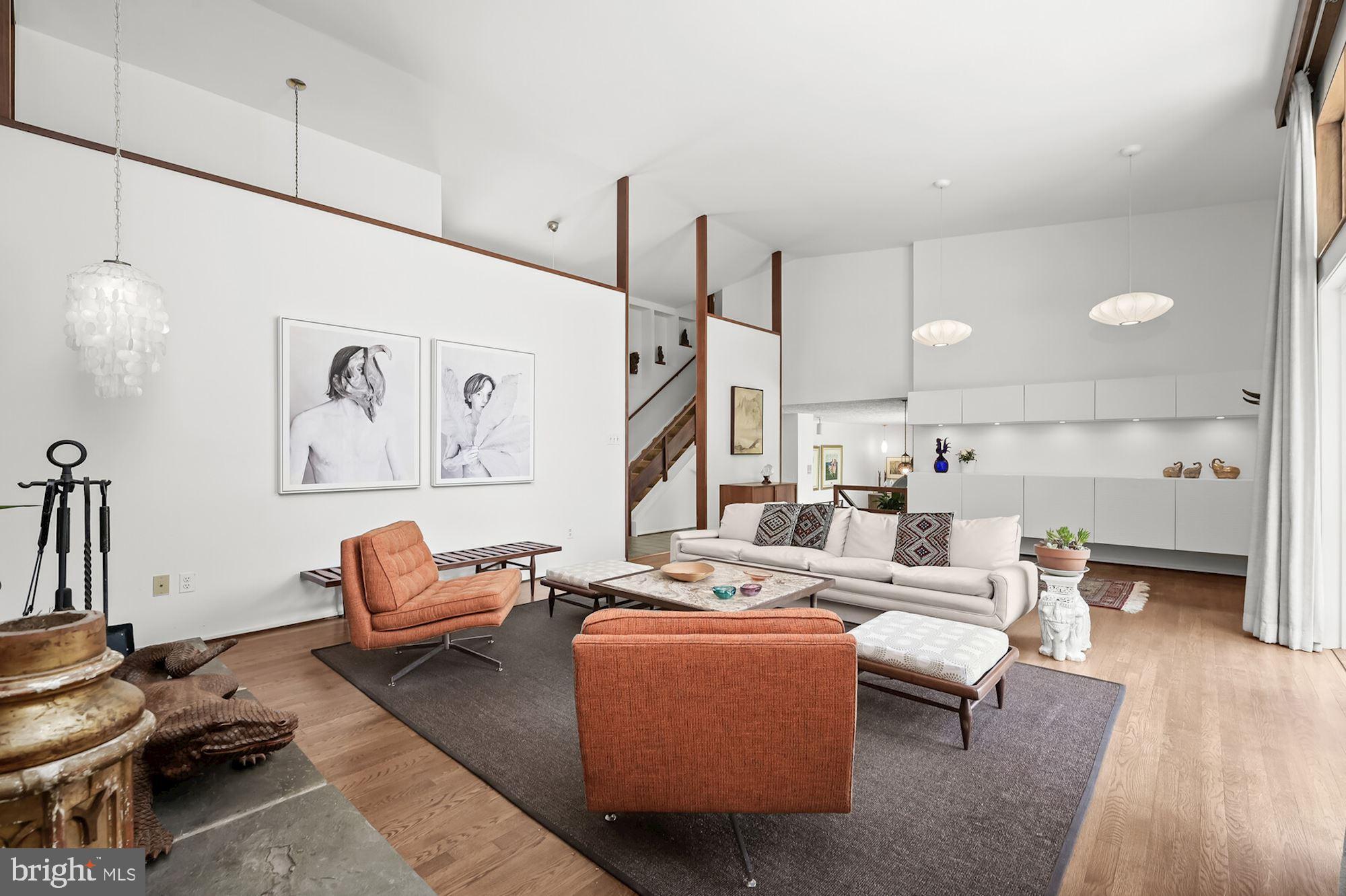 RIVER OAKS FARM - Residential