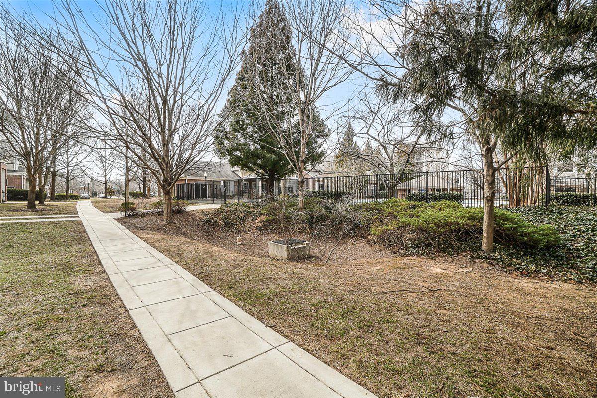 ASHMORE AT GERMANOWN COMMUNITY - Residential