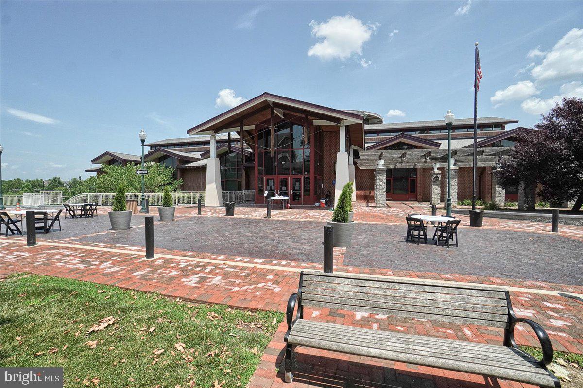 ASHMORE AT GERMANOWN COMMUNITY - Residential