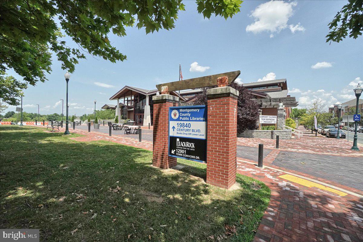 ASHMORE AT GERMANOWN COMMUNITY - Residential