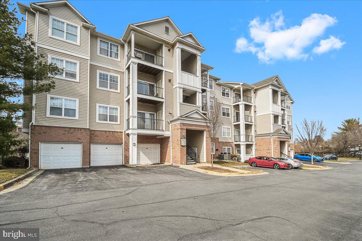 ASHMORE AT GERMANOWN COMMUNITY - Residential