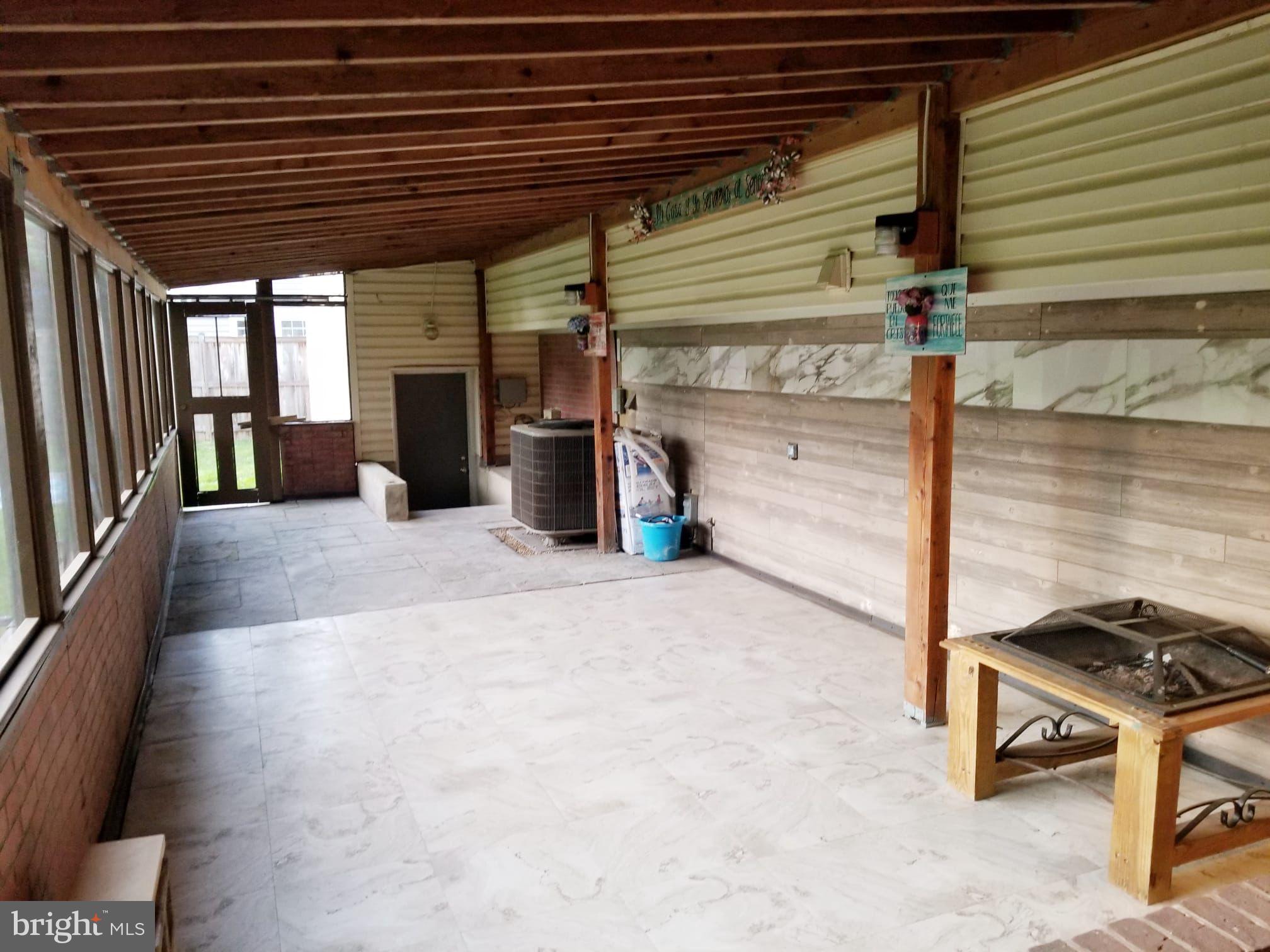 WESTERLY - Residential Lease