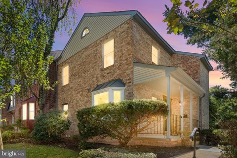 Photo of 7542 Coddle Harbor Lane, POTOMAC, MD 20854 (MLS # MDMC2192740)