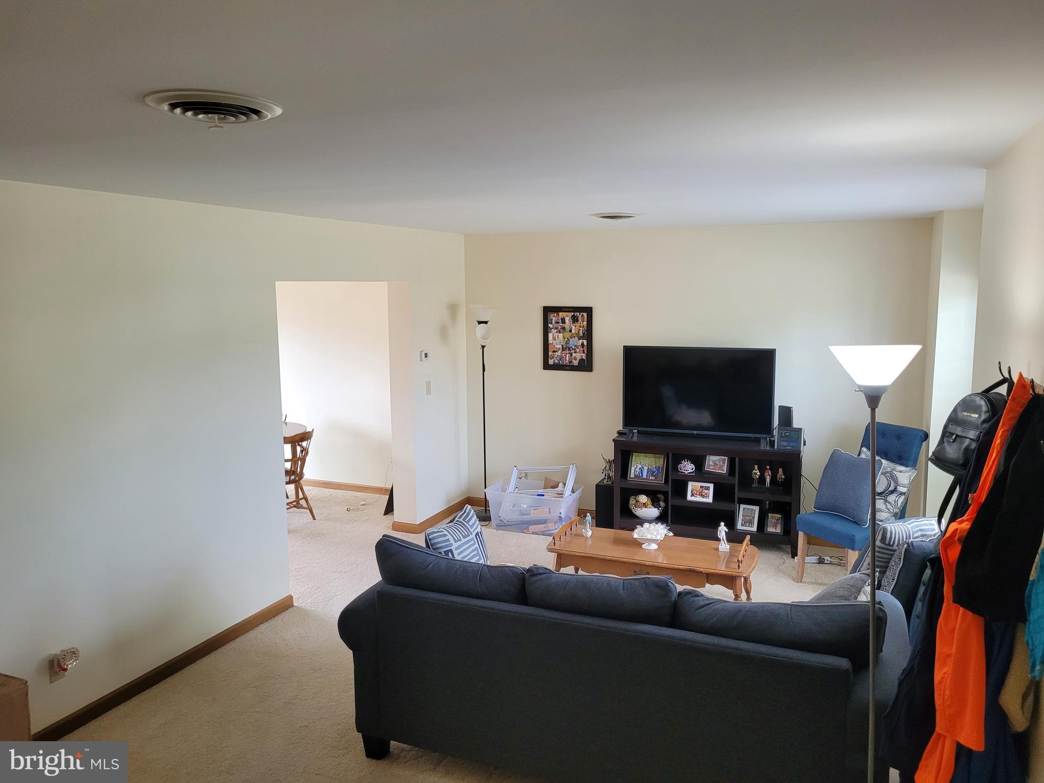 LAUREL HILLS NORTH - Residential