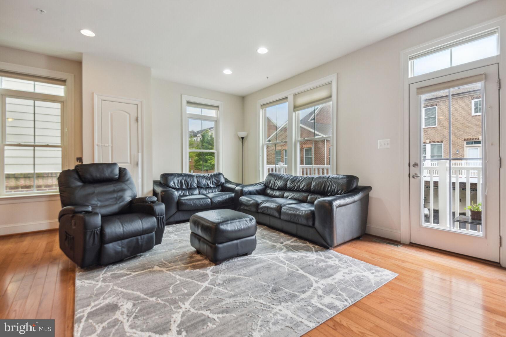 PARKLANDS AT WATKINS MILL - Residential Lease