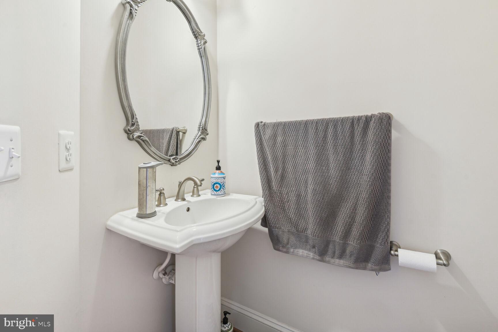 PARKLANDS AT WATKINS MILL - Residential Lease