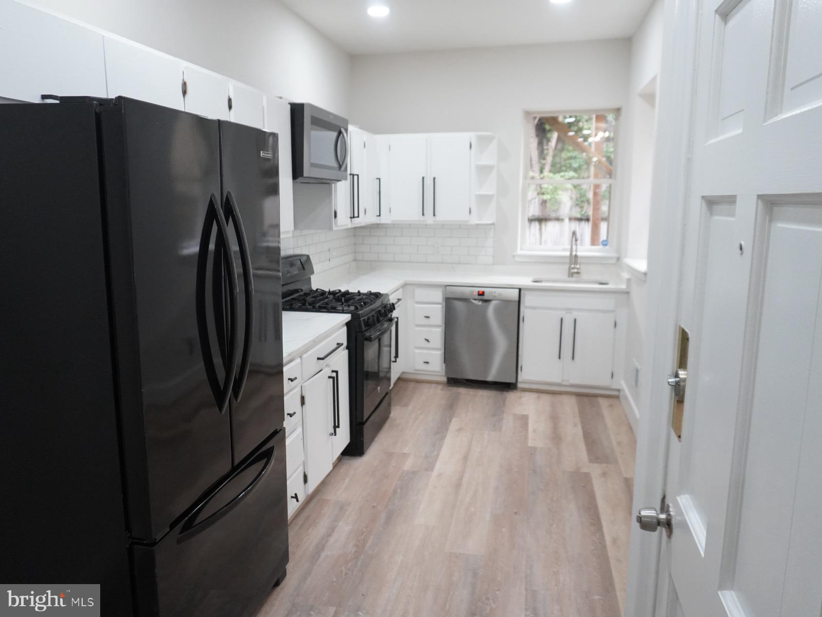 FEDERAL HILL HISTORIC DISTRICT - Residential Lease