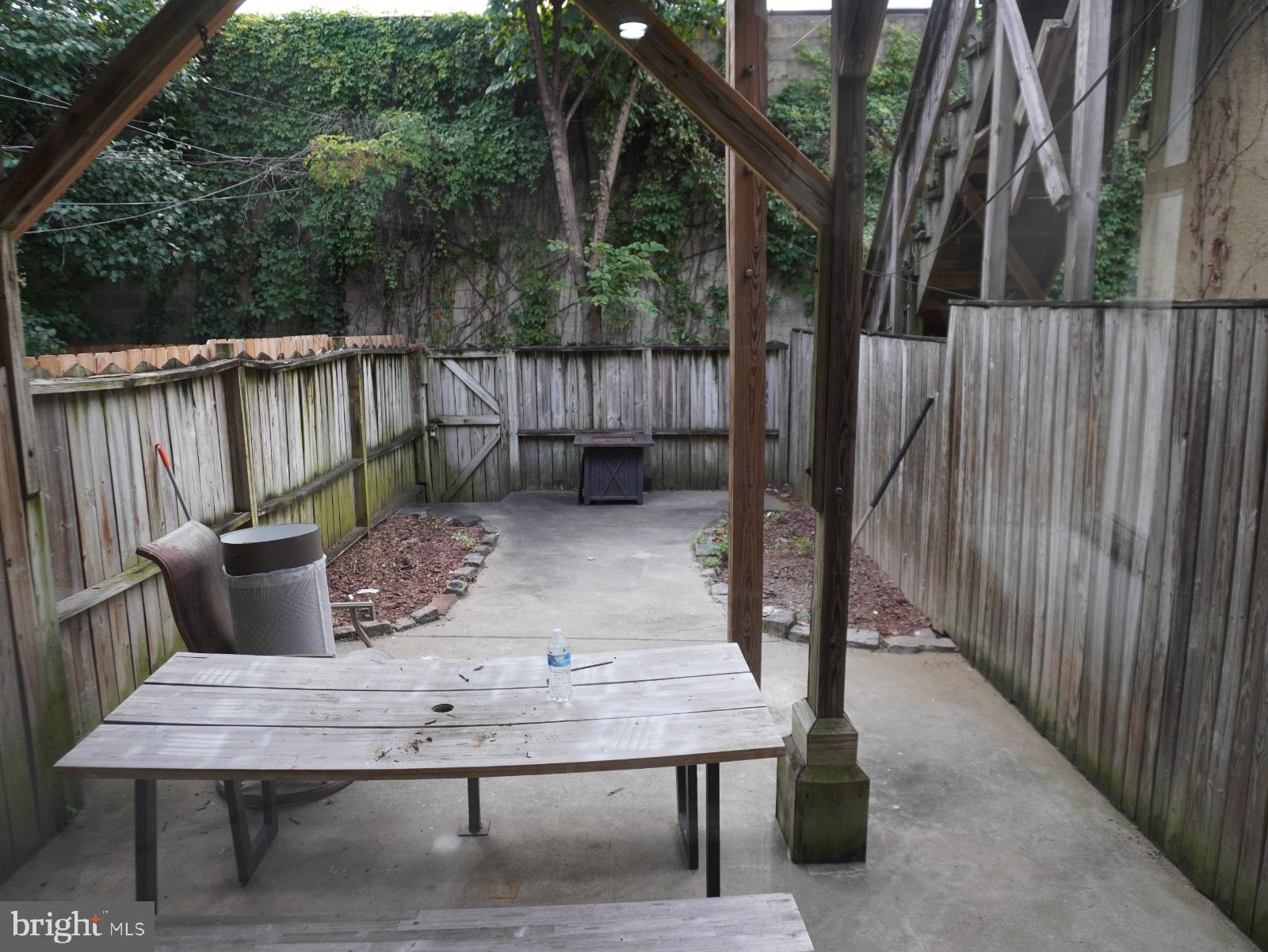 FEDERAL HILL HISTORIC DISTRICT - Residential Lease