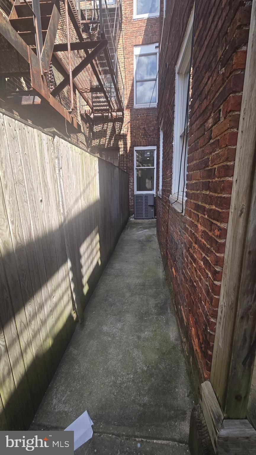 FEDERAL HILL HISTORIC DISTRICT - Residential Lease