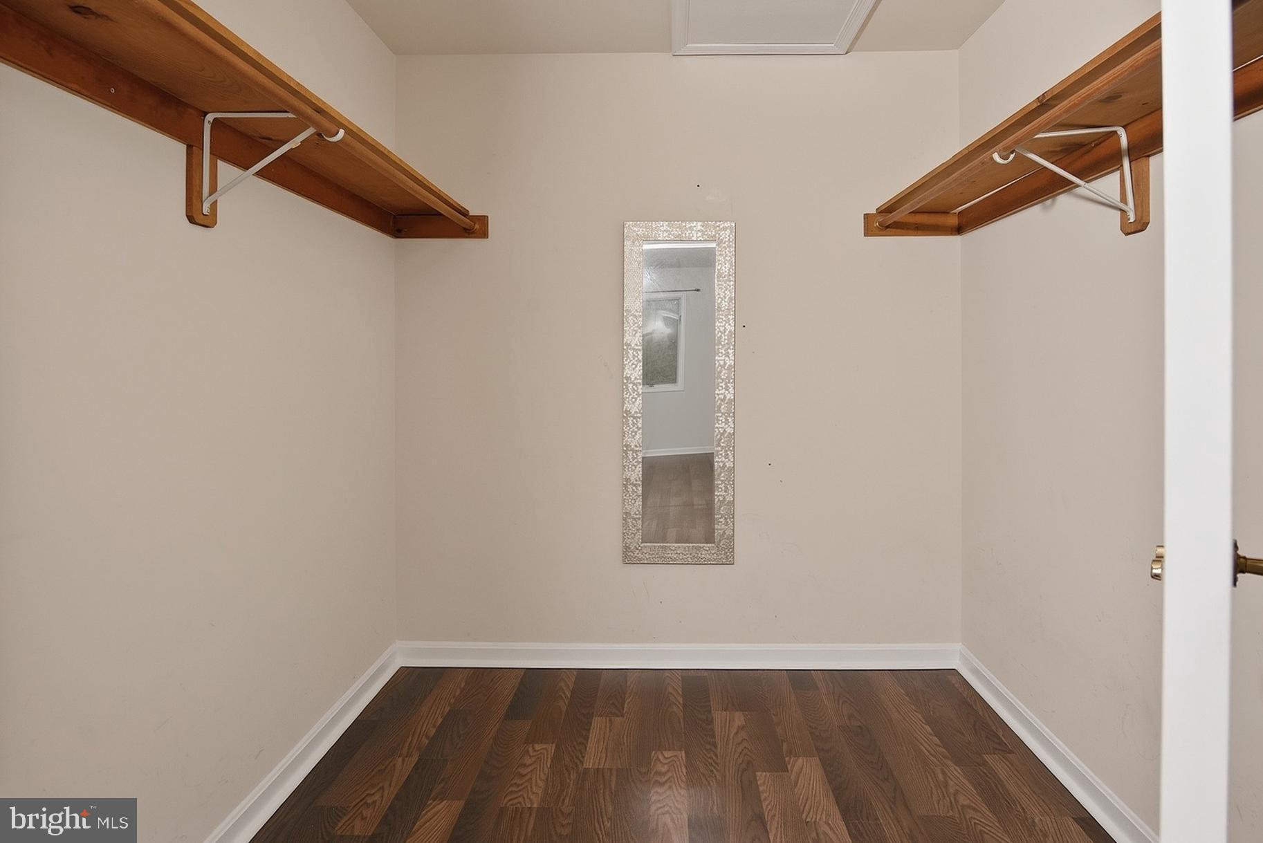 TRINITY WOODS - Residential