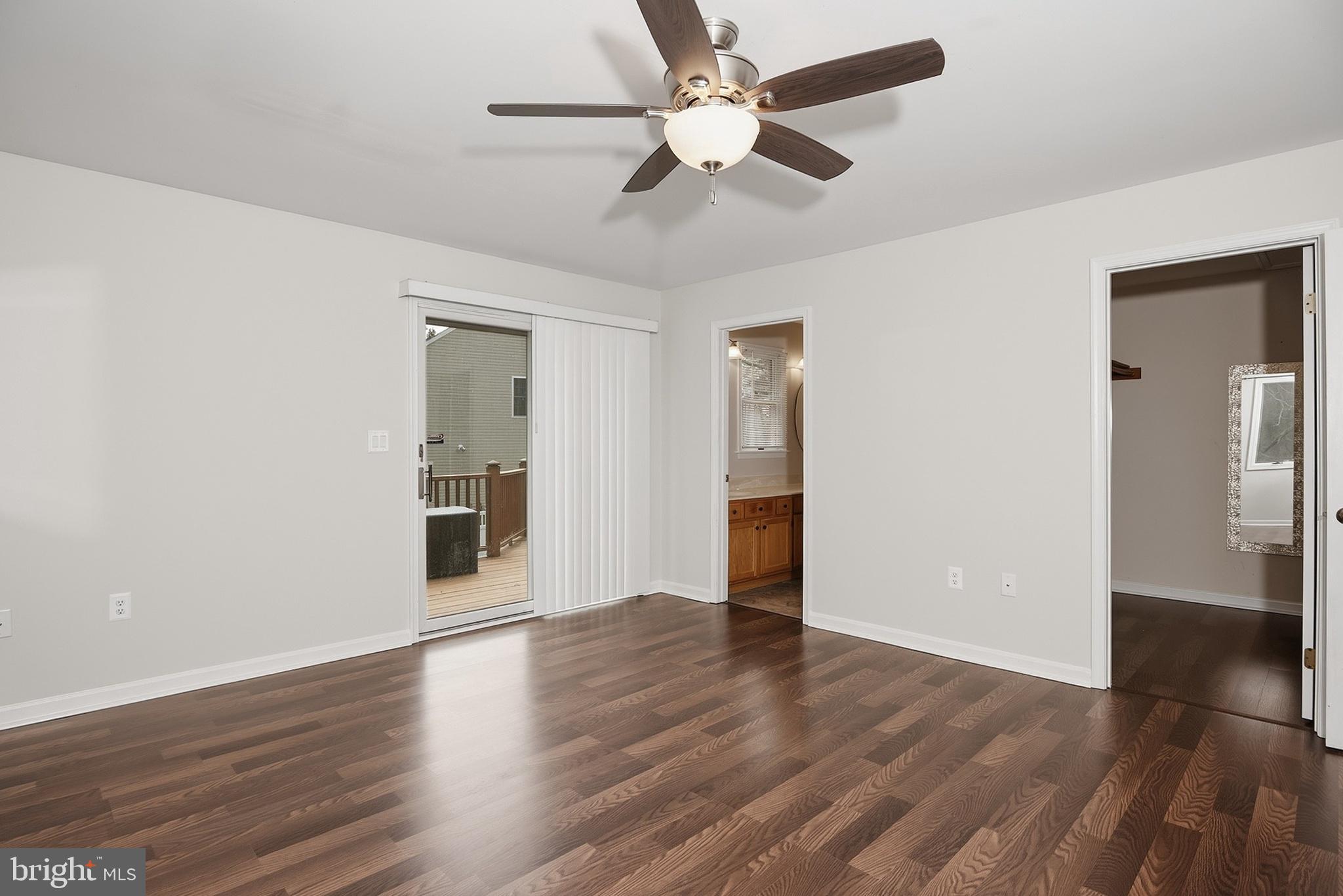 TRINITY WOODS - Residential