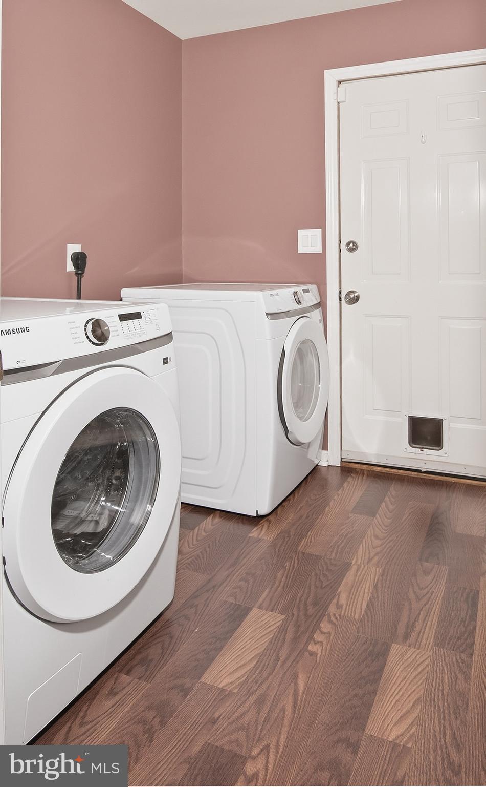 TRINITY WOODS - Residential