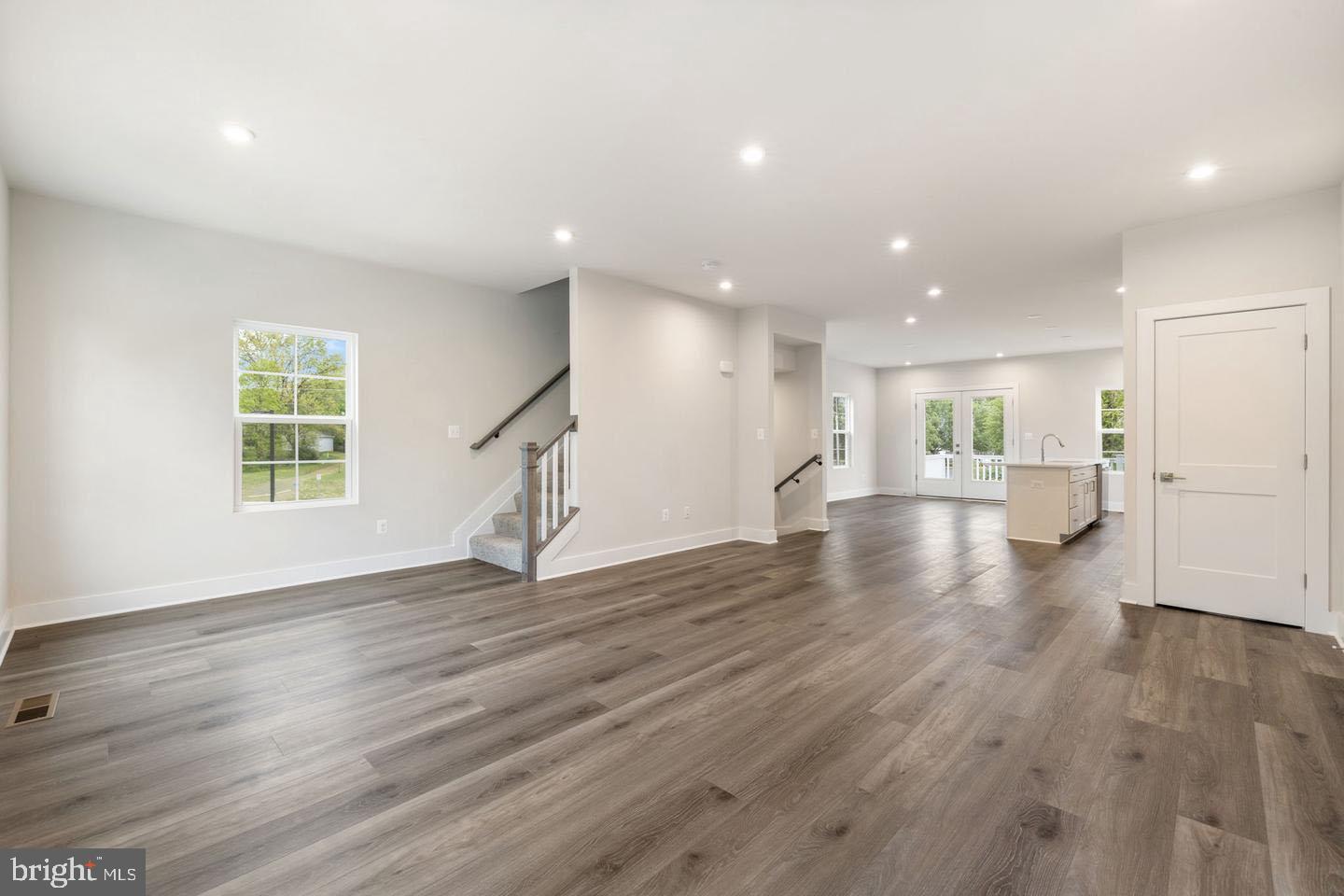 101 SAGE CREEK COURT