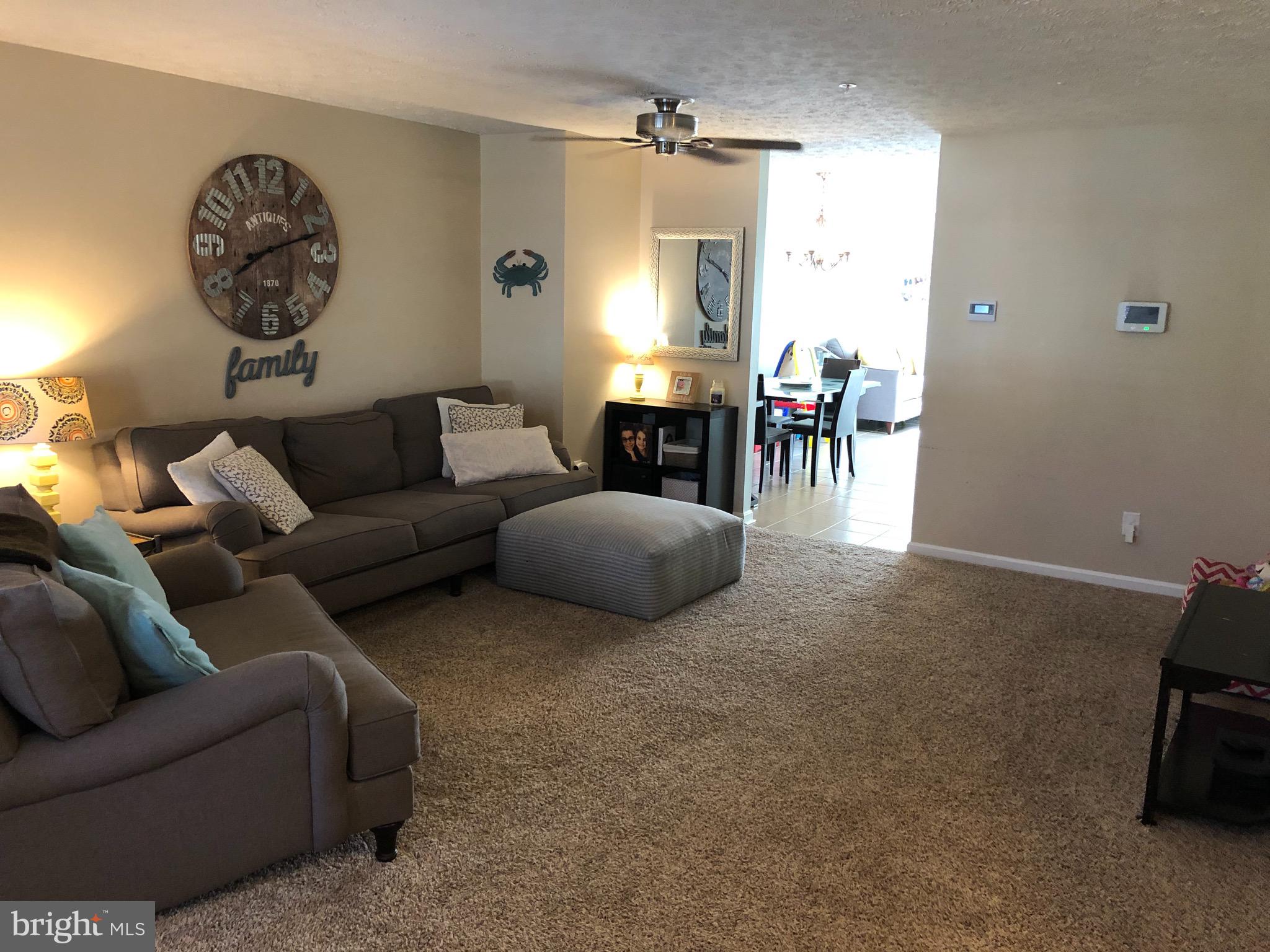 CONSTANT FRIENDSHIP - Residential