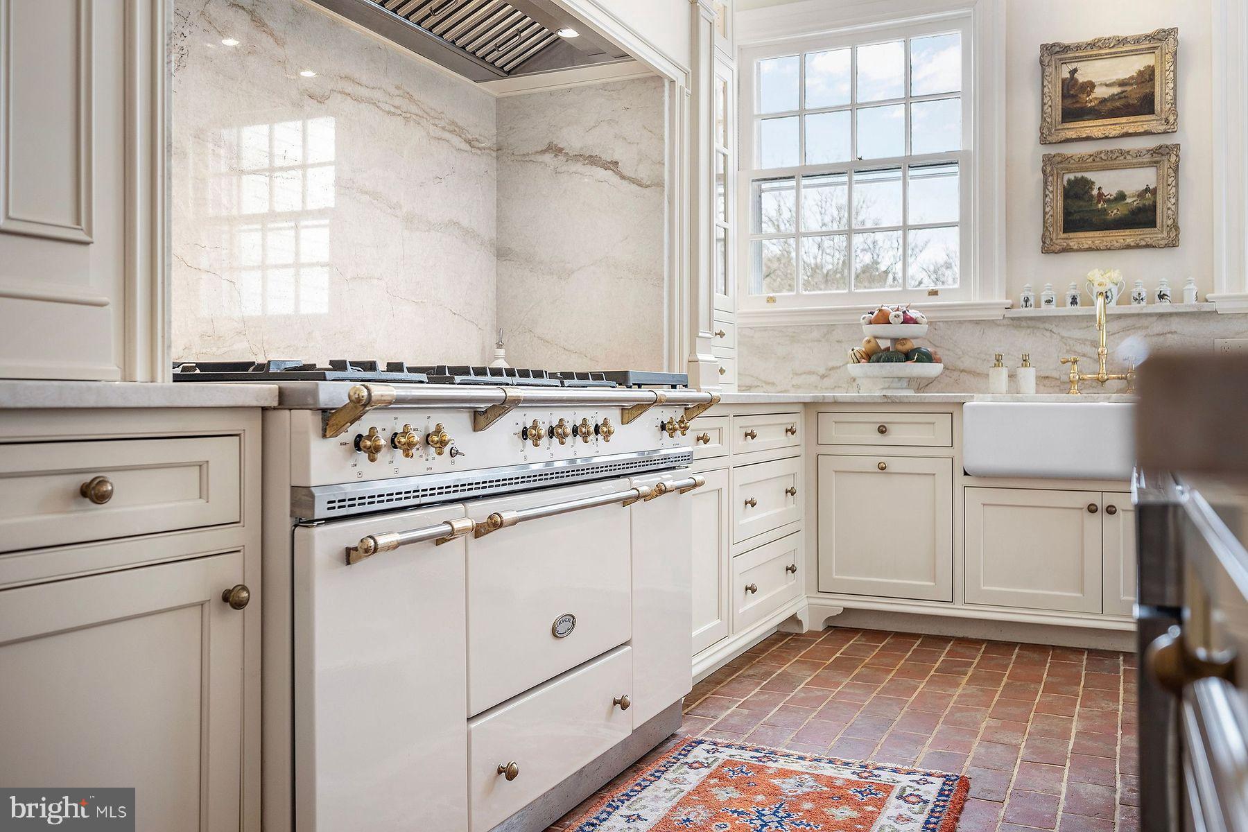 PITTSBURGH - Residential