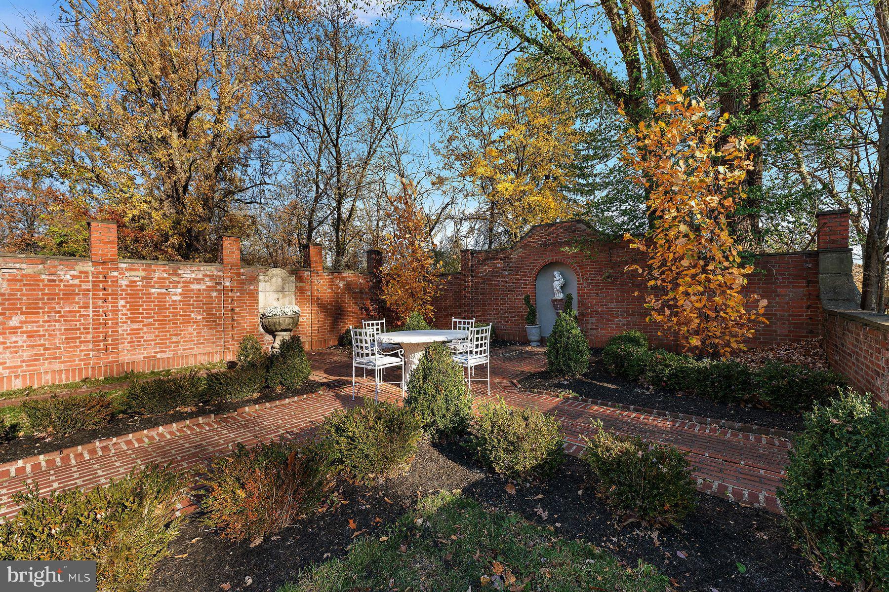 PITTSBURGH - Residential