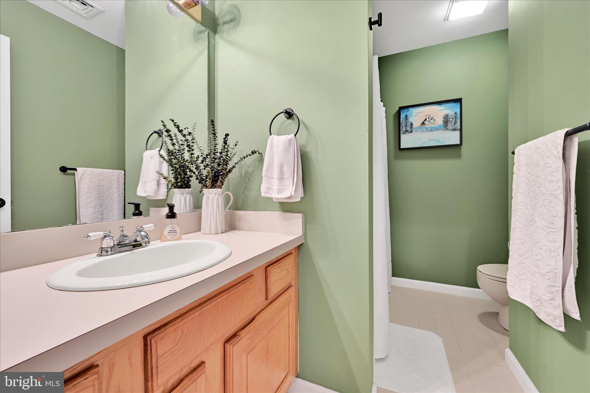 THE OAKS - Residential