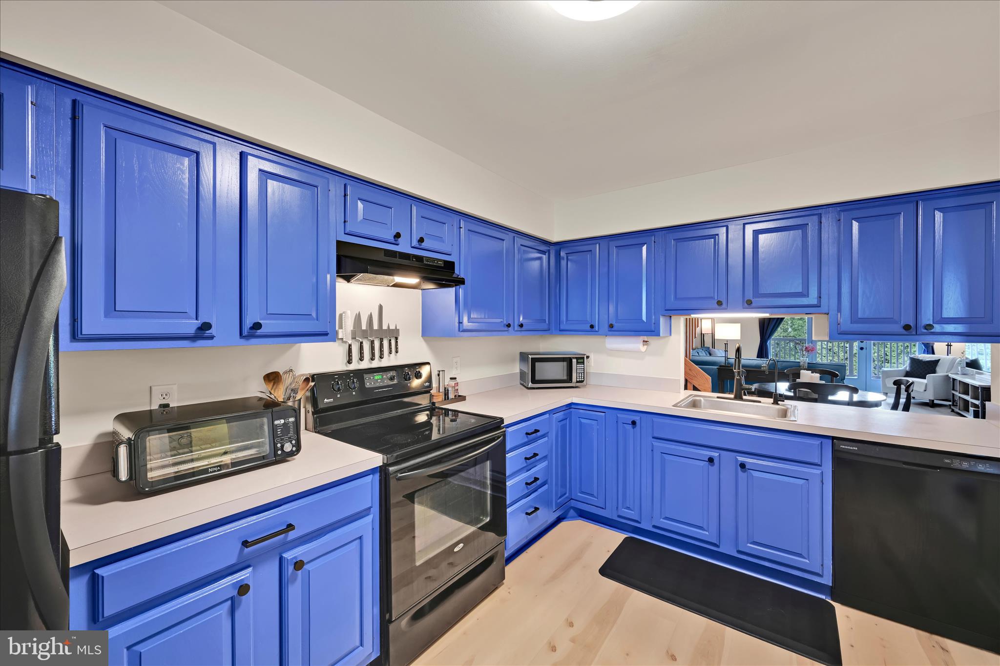 THE OAKS - Residential