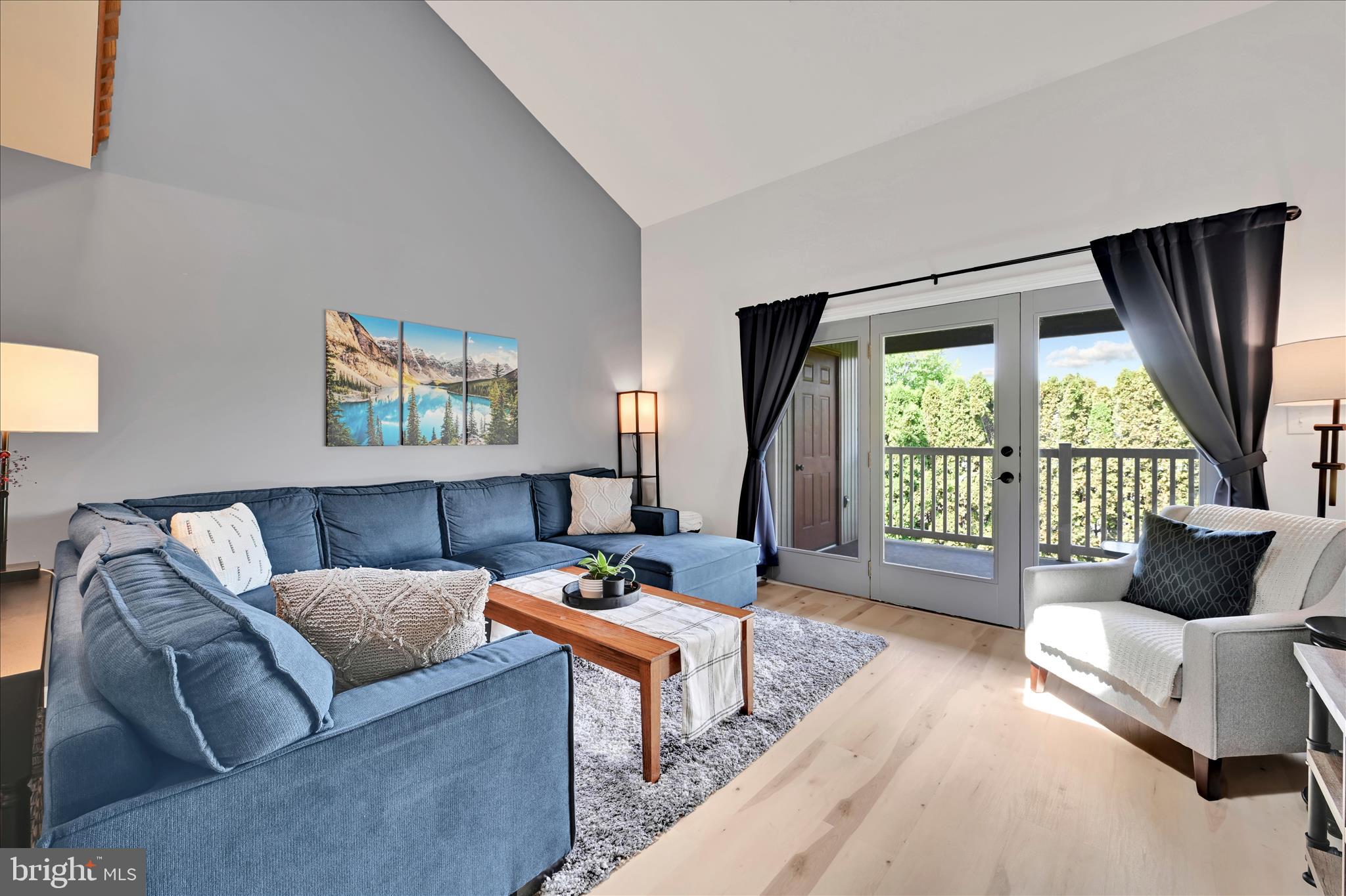 THE OAKS - Residential