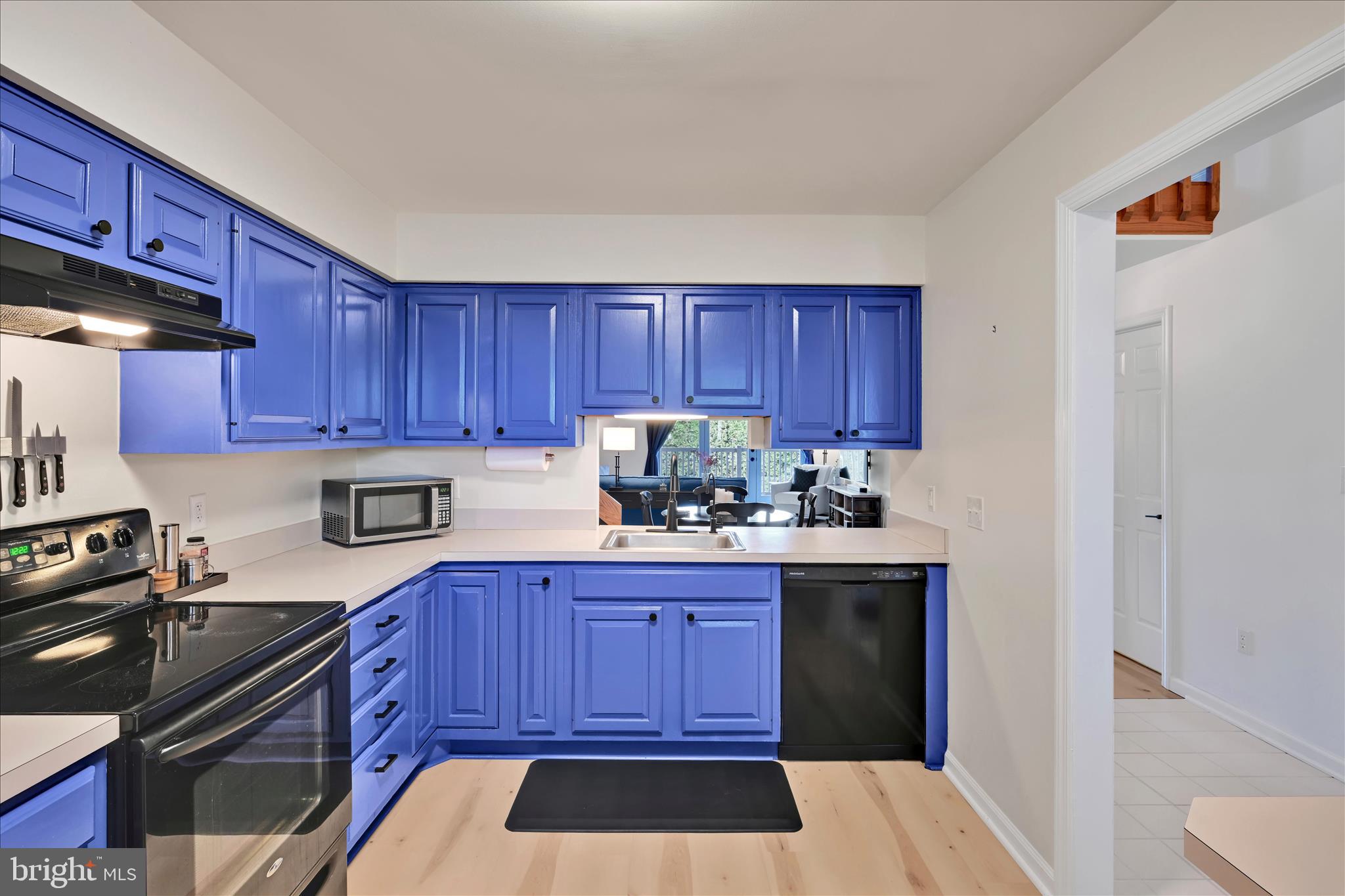 THE OAKS - Residential