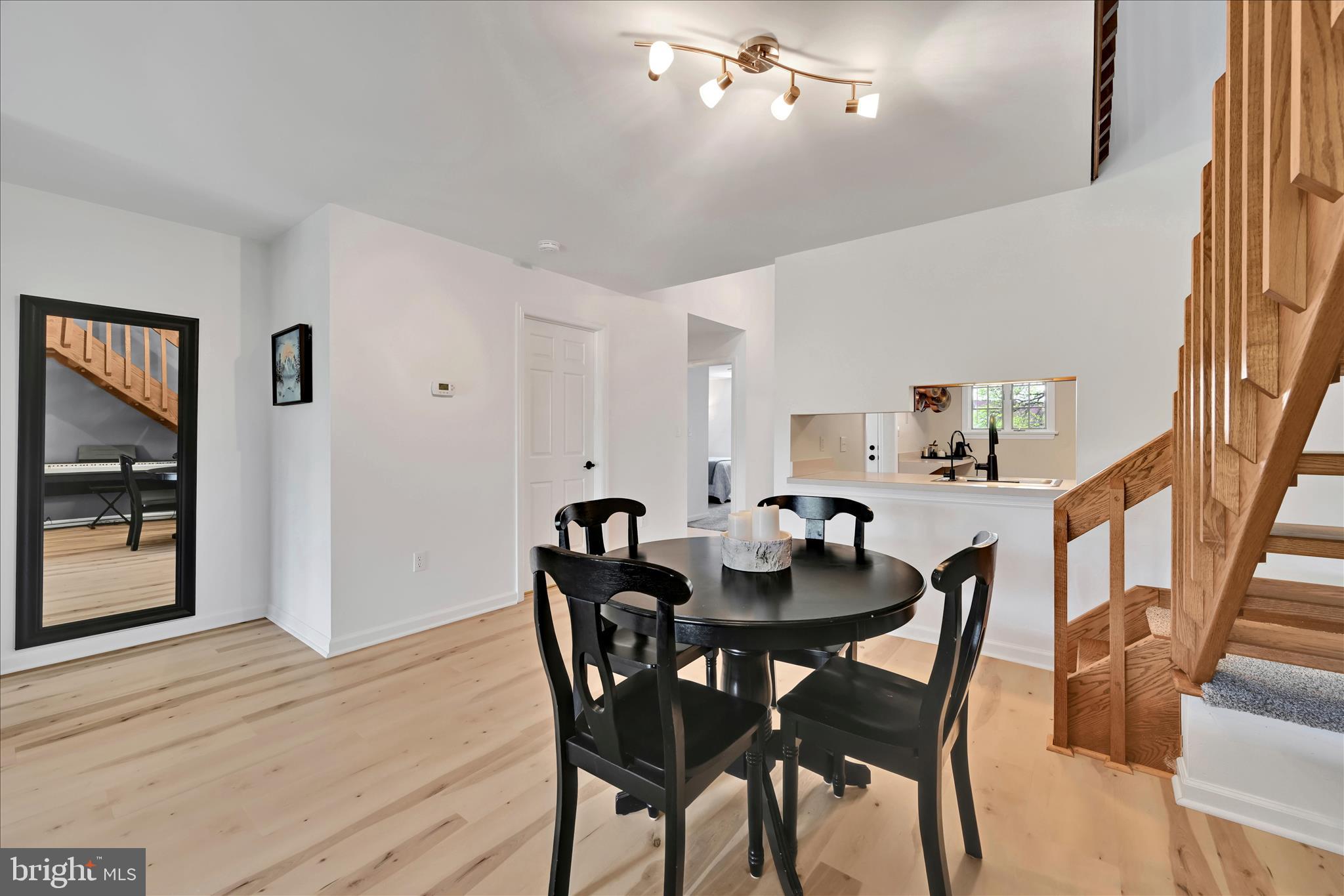 THE OAKS - Residential