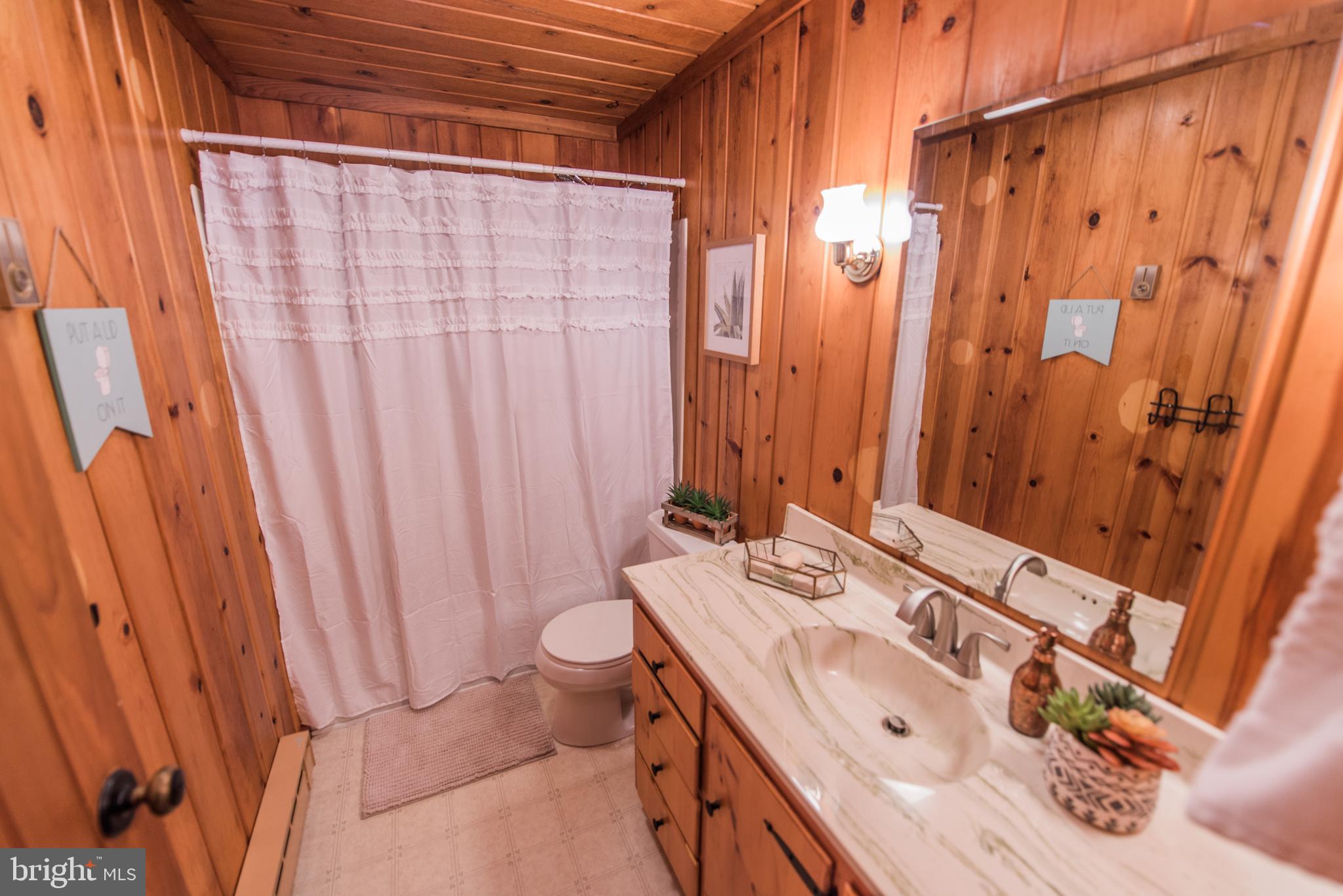 VANCLEVESVILLE - Residential