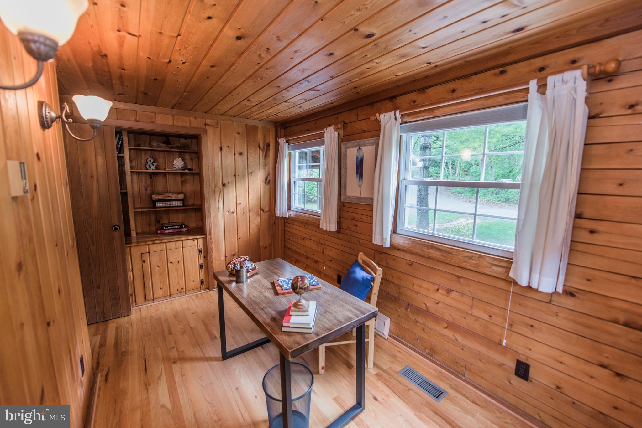 VANCLEVESVILLE - Residential