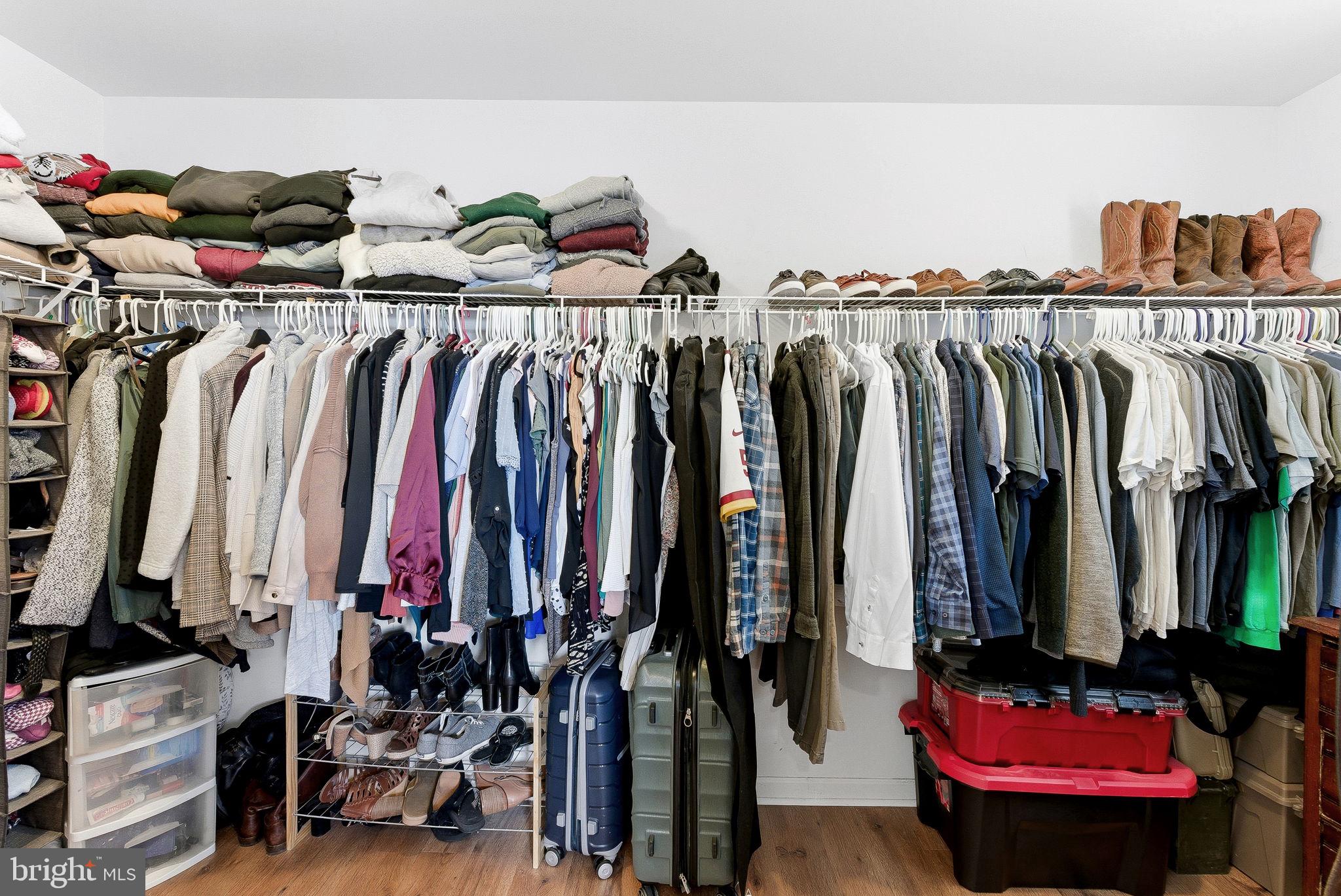 SHERIDAN ESTATES - Residential