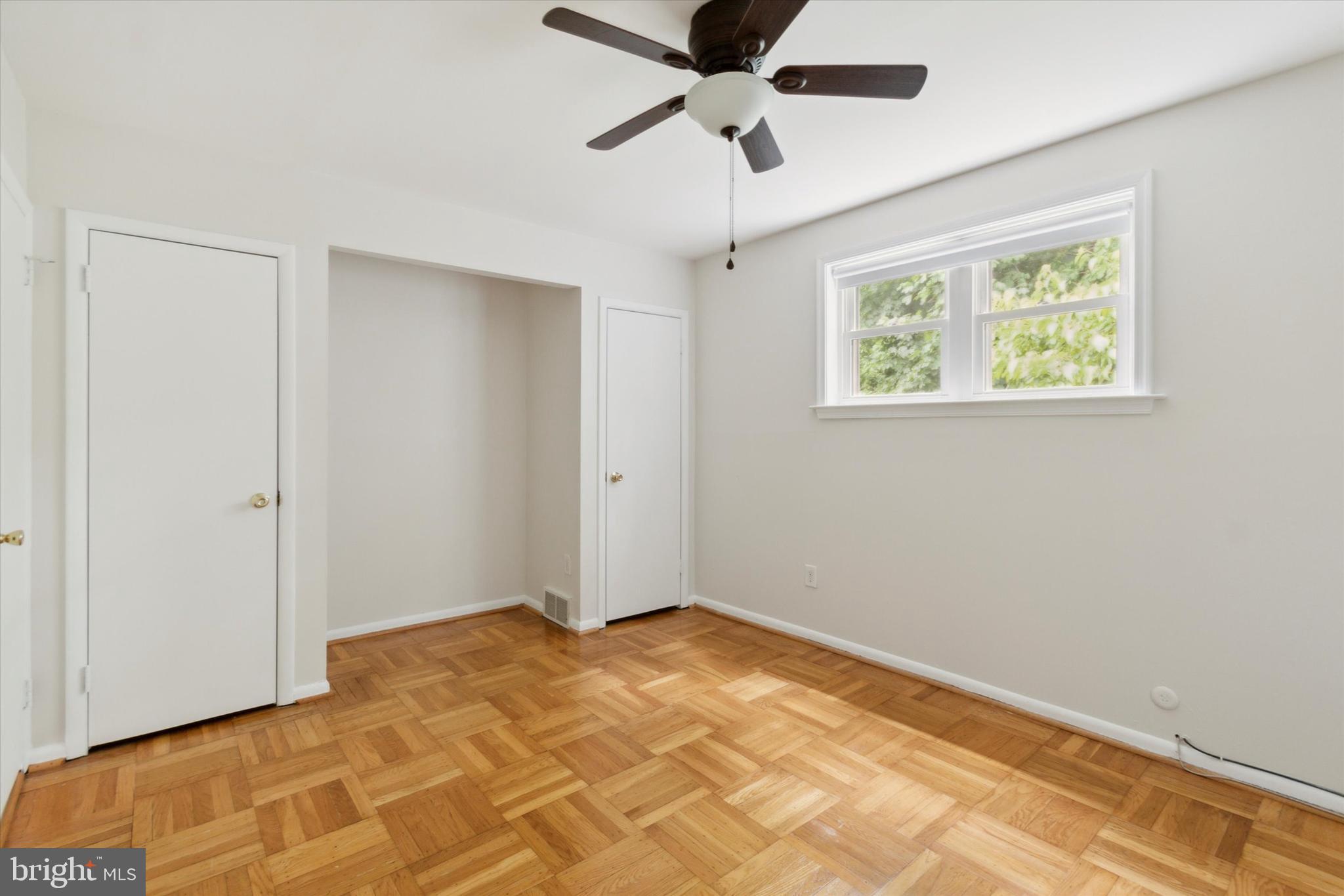 ROXBOROUGH - Residential Lease