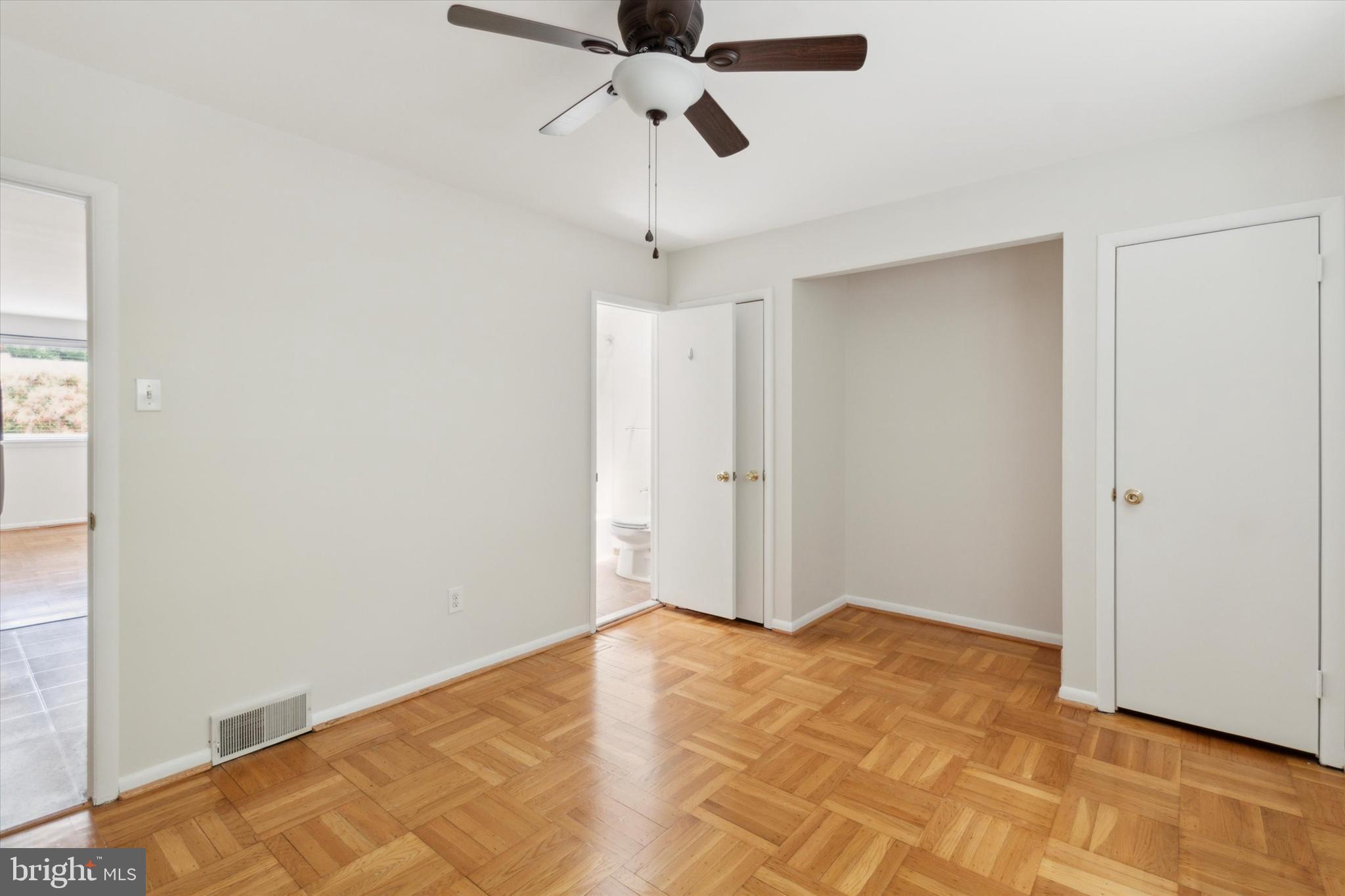 ROXBOROUGH - Residential Lease