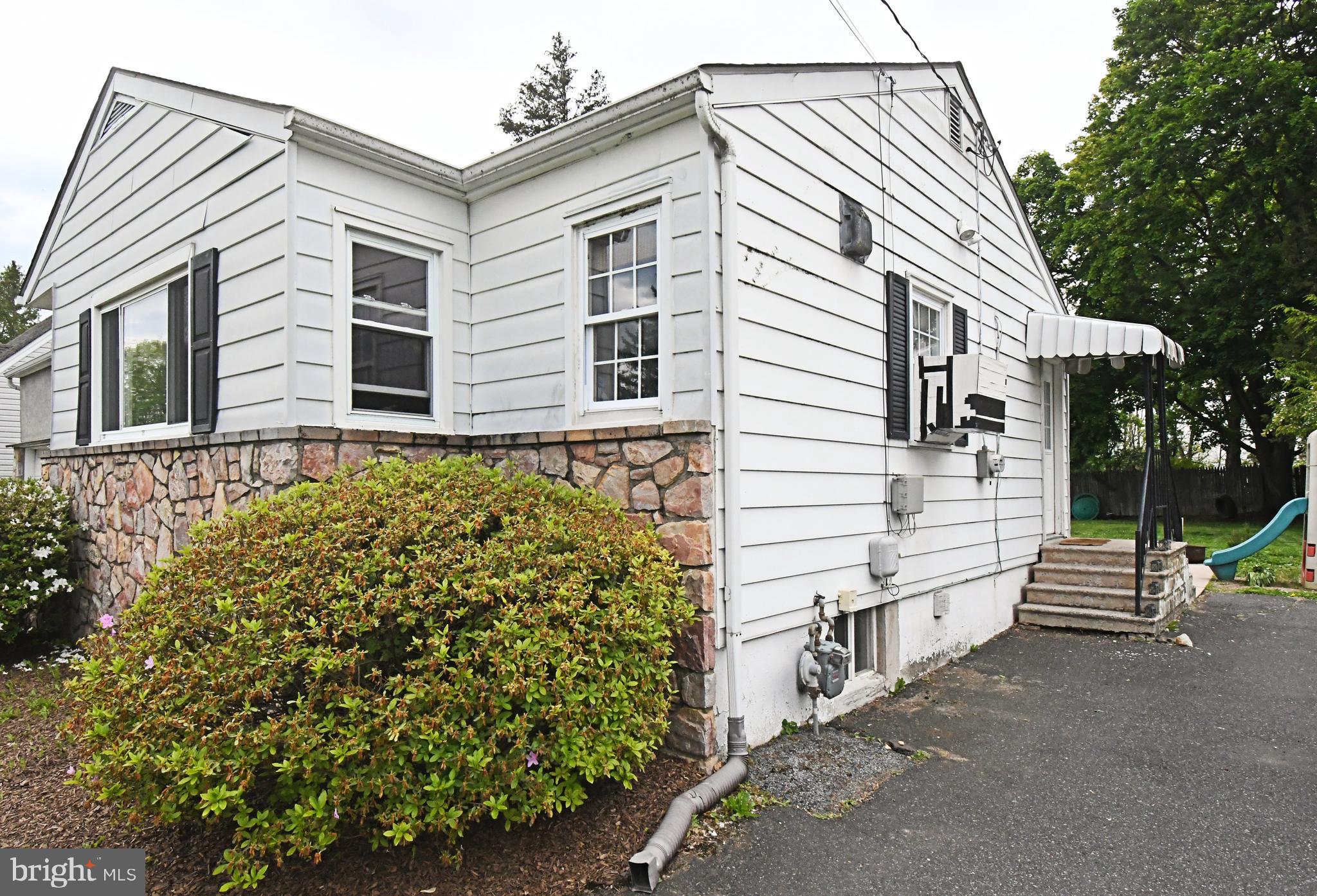 SWEETBRIAR - Residential
