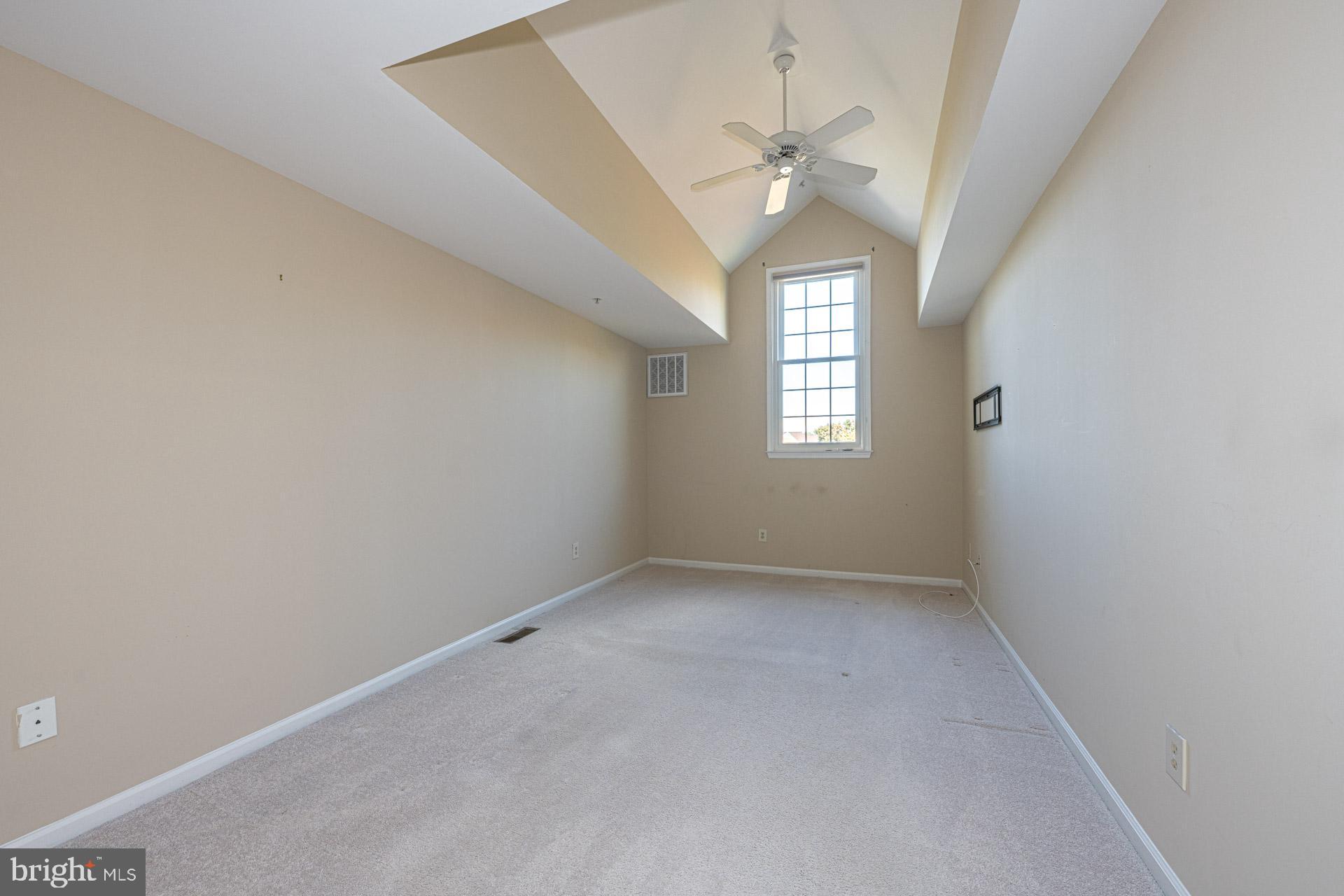 BALDWIN GROVE - Residential