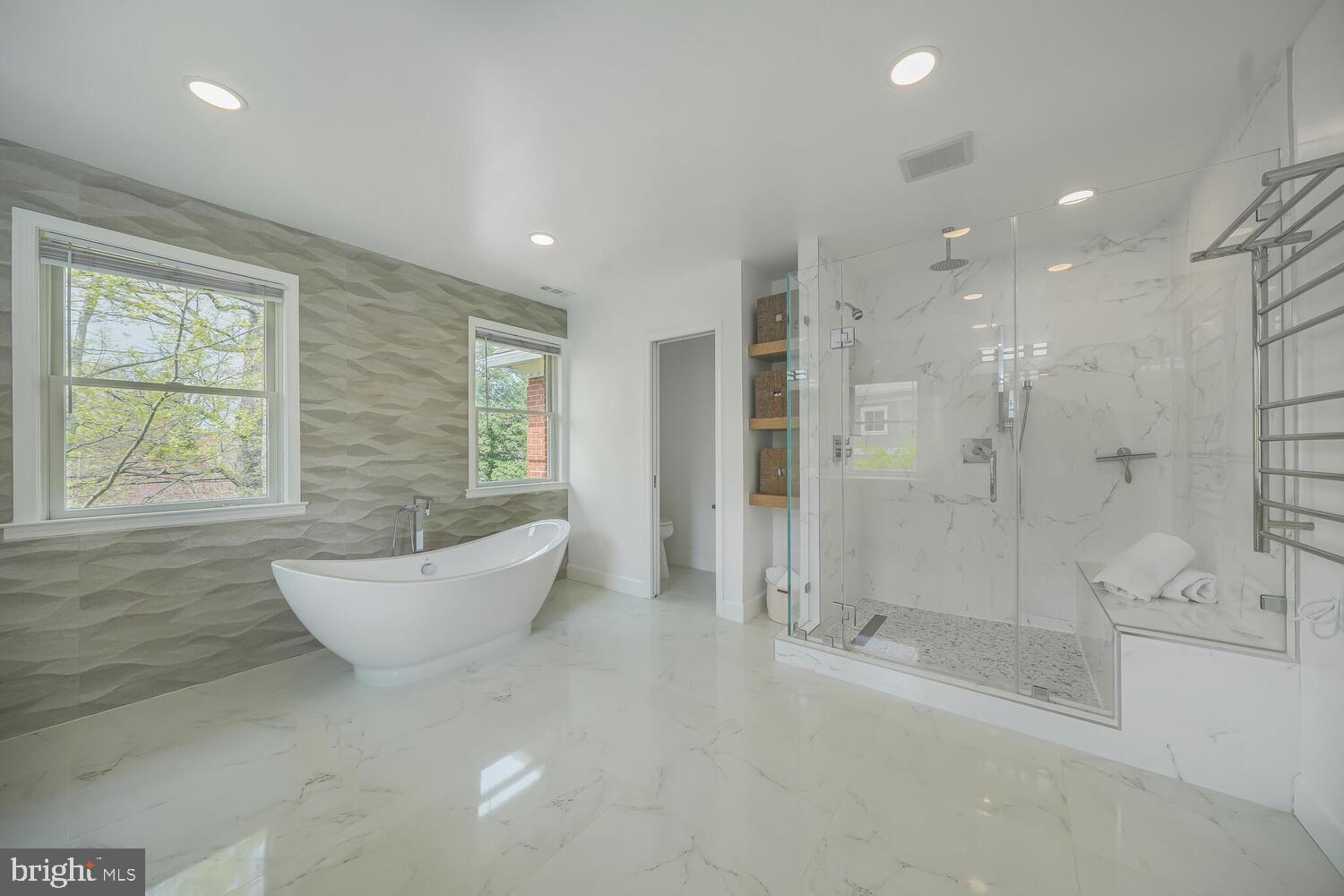 COUNTRY CLUB HILLS - Residential