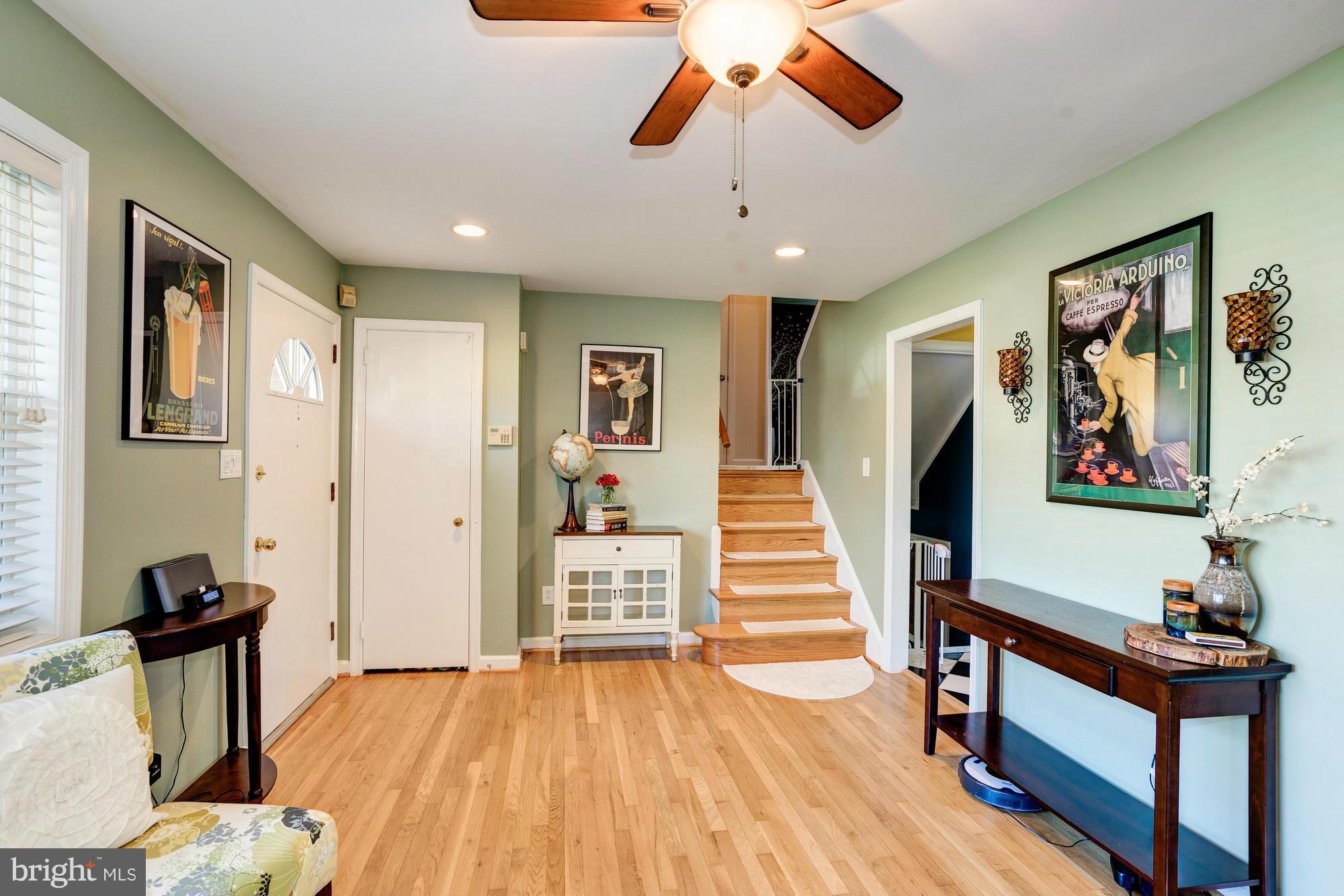 LYNBROOK - Residential