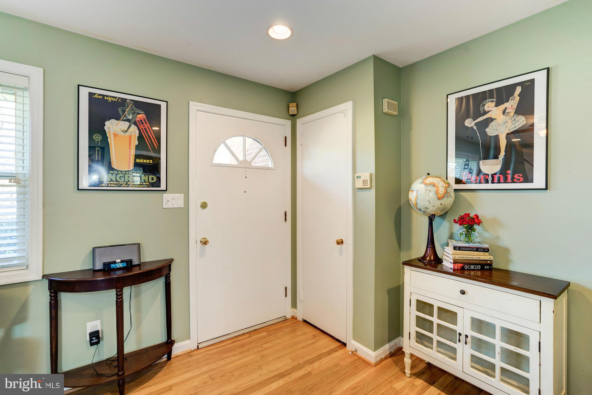 LYNBROOK - Residential