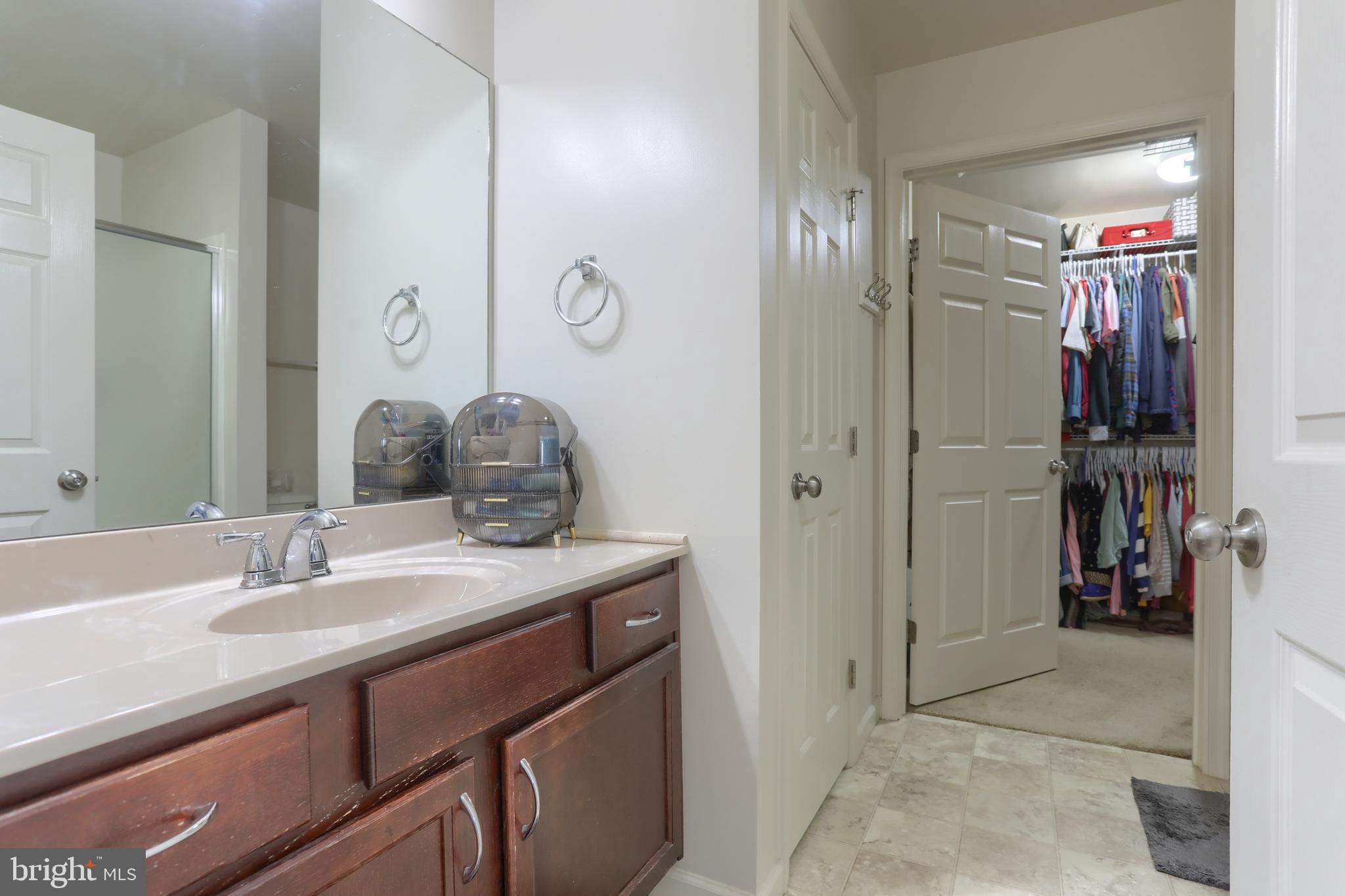 NARROW'S GLEN - Residential