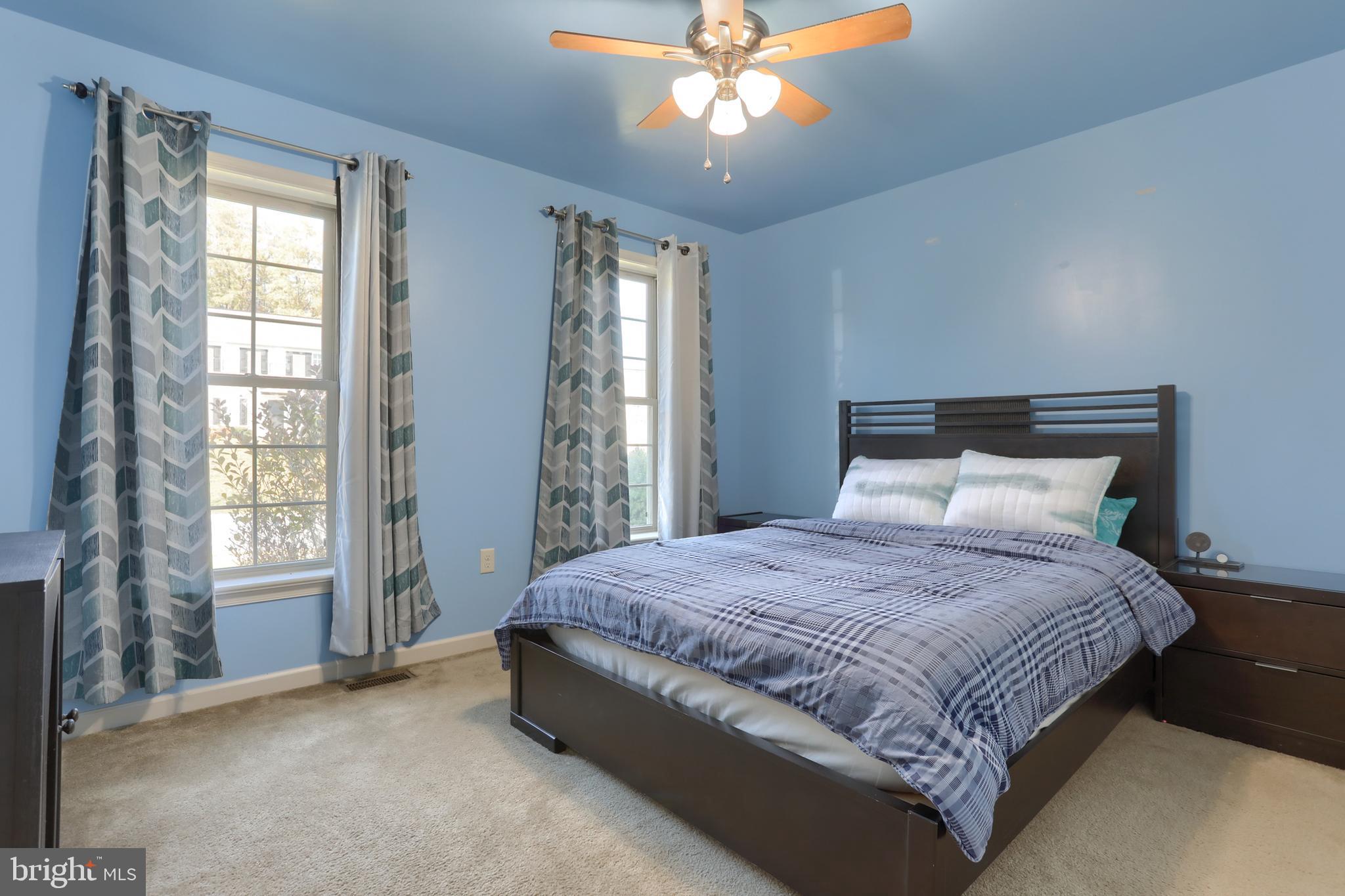 NARROW'S GLEN - Residential